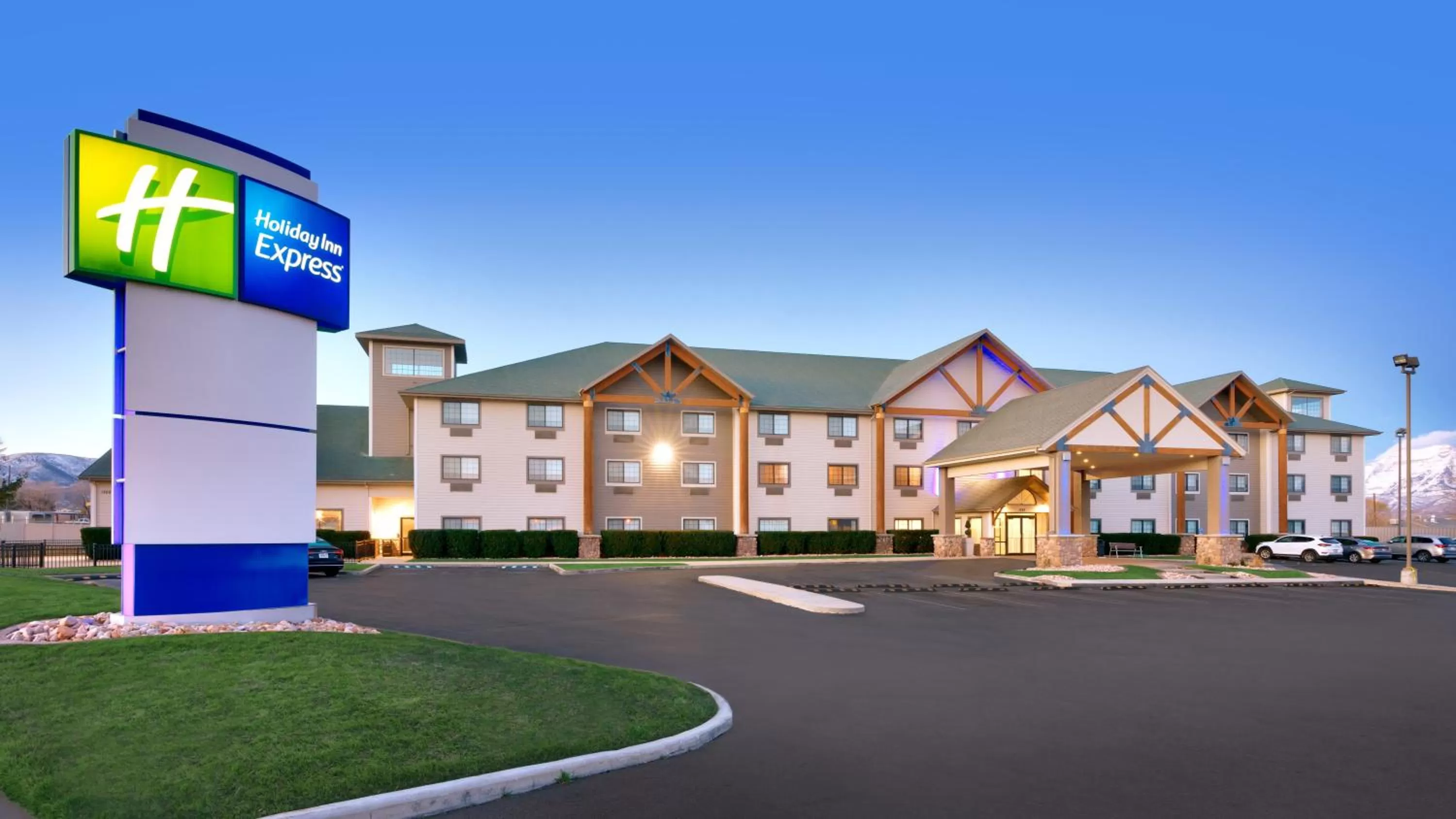Property building in Holiday Inn Express Heber City by IHG