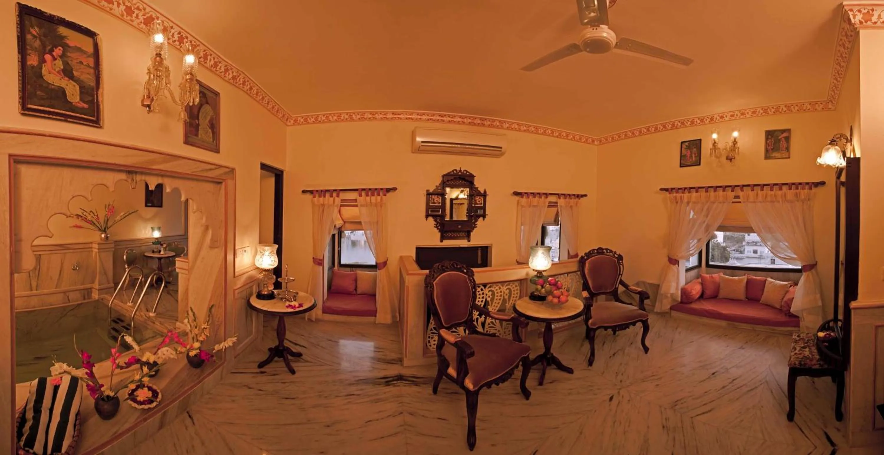 Photo of the whole room in Hotel Udai Kothi