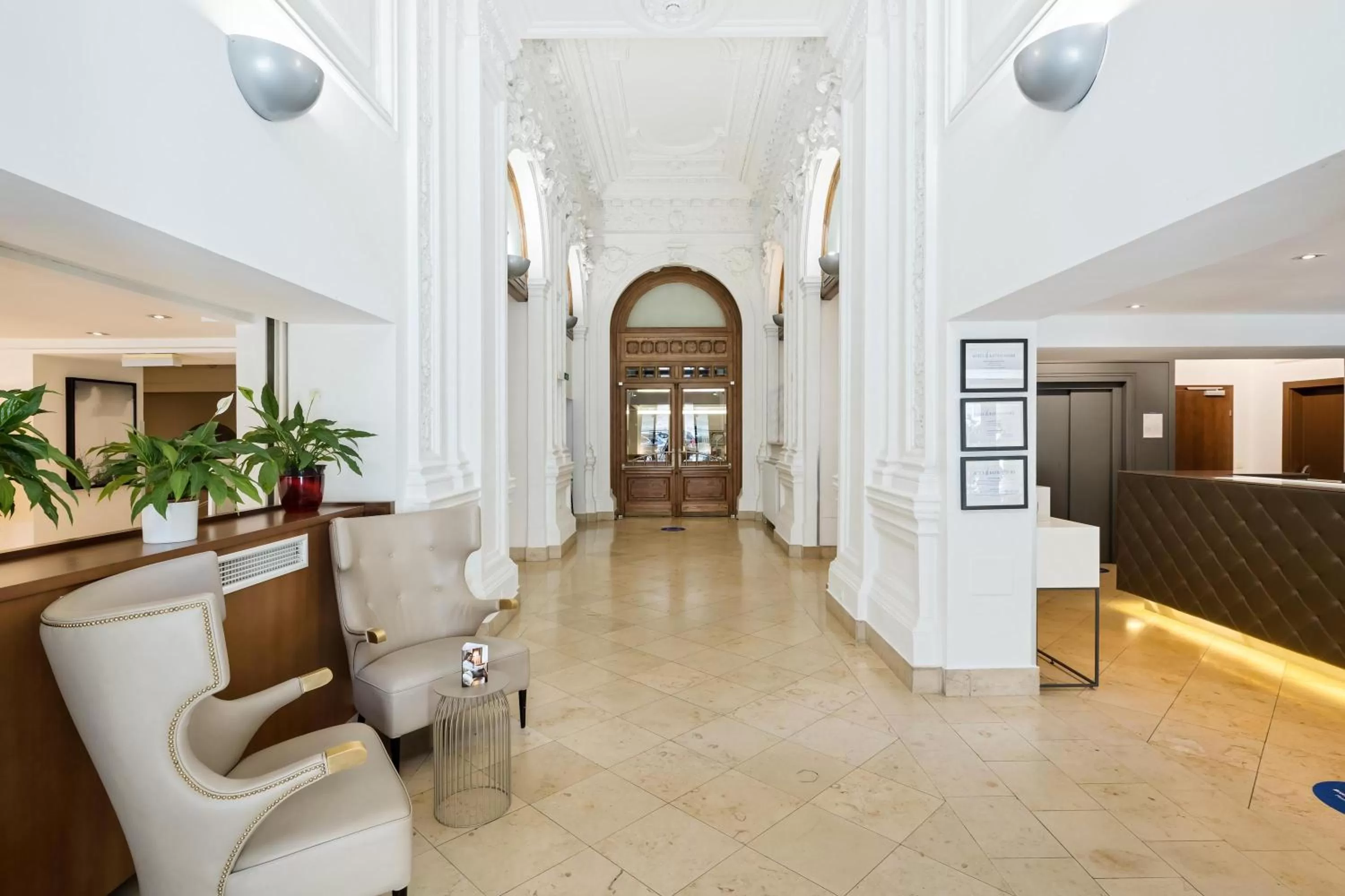 Lobby or reception in Hotel Rathauspark Wien