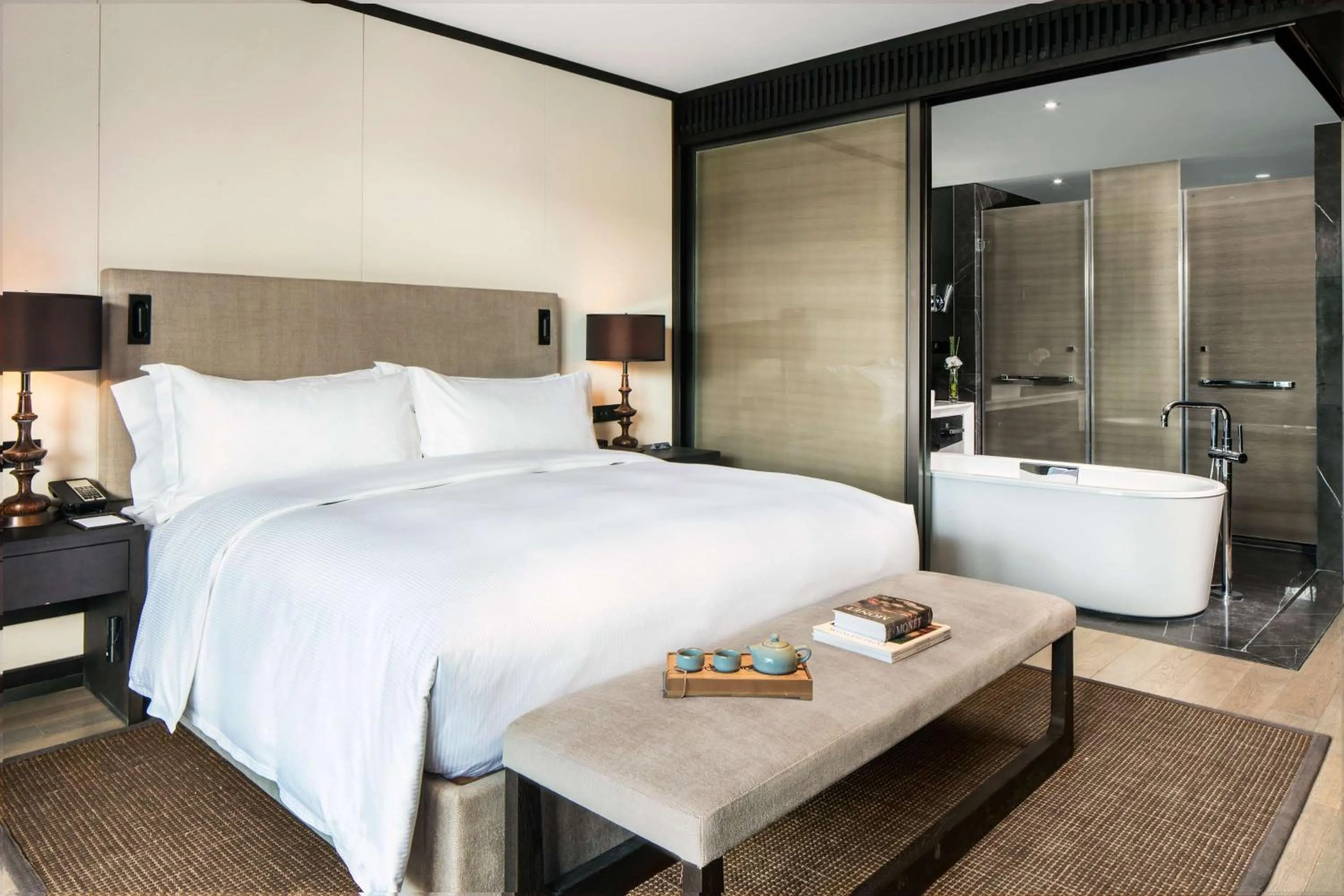 King Room - Mobility Accessible  in Hilton Ningbo Dongqian Lake