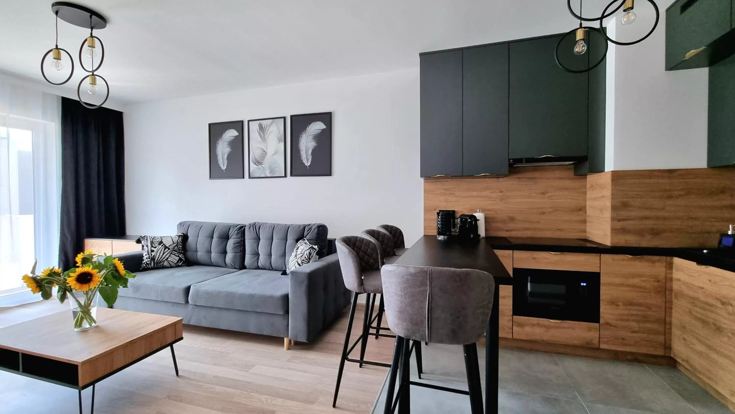 Coffee/tea facilities, Kitchen/Kitchenette in NOOK NOOK Apartments Bytkowska 103