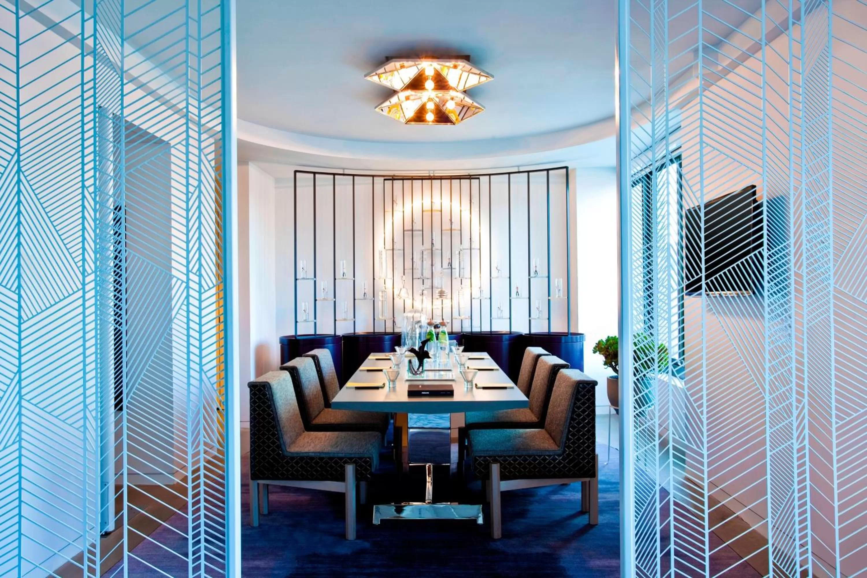 Photo of the whole room in W New York - Times Square