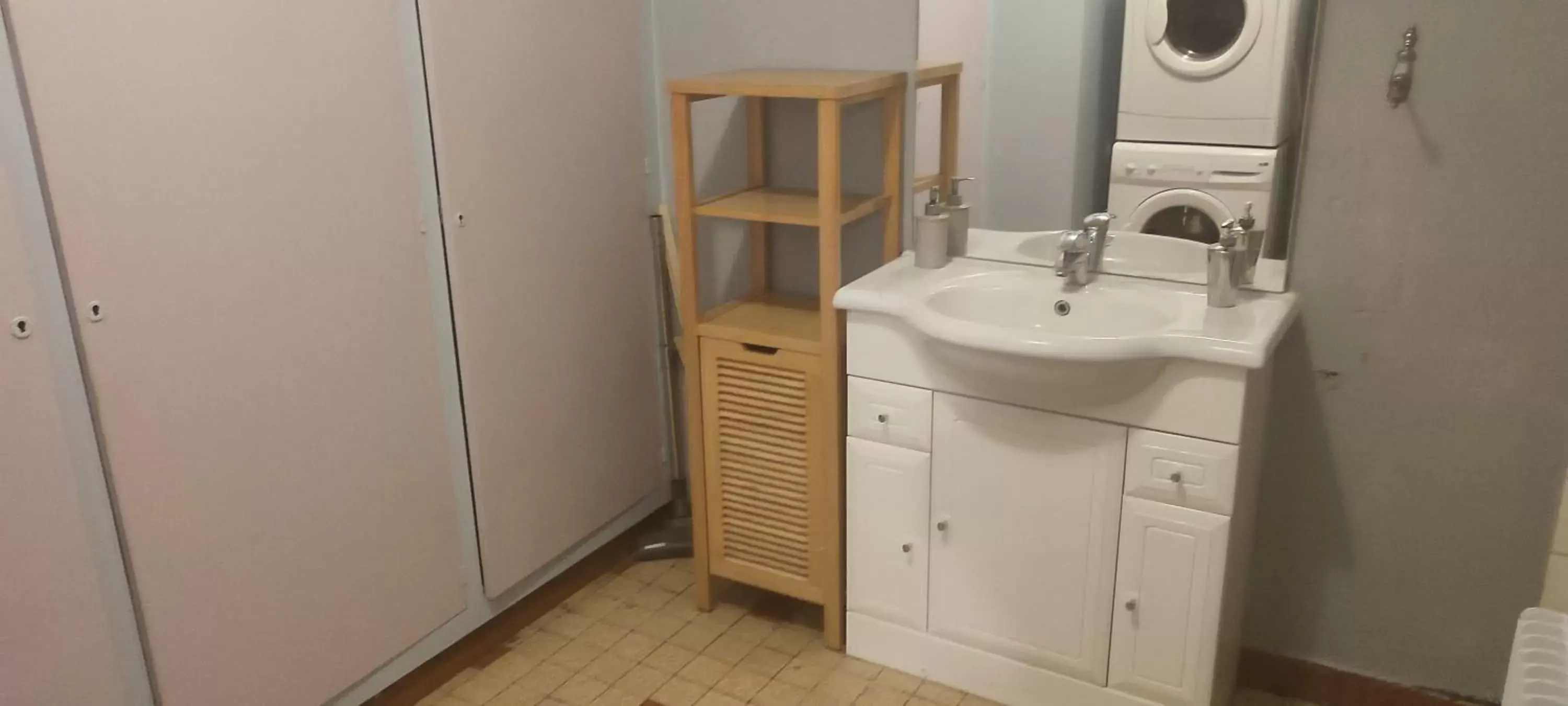 Apartment with Terrace in Les Terrasses d'Angoulême Apartment with Terrace in Les Terrasses d'Angoulême