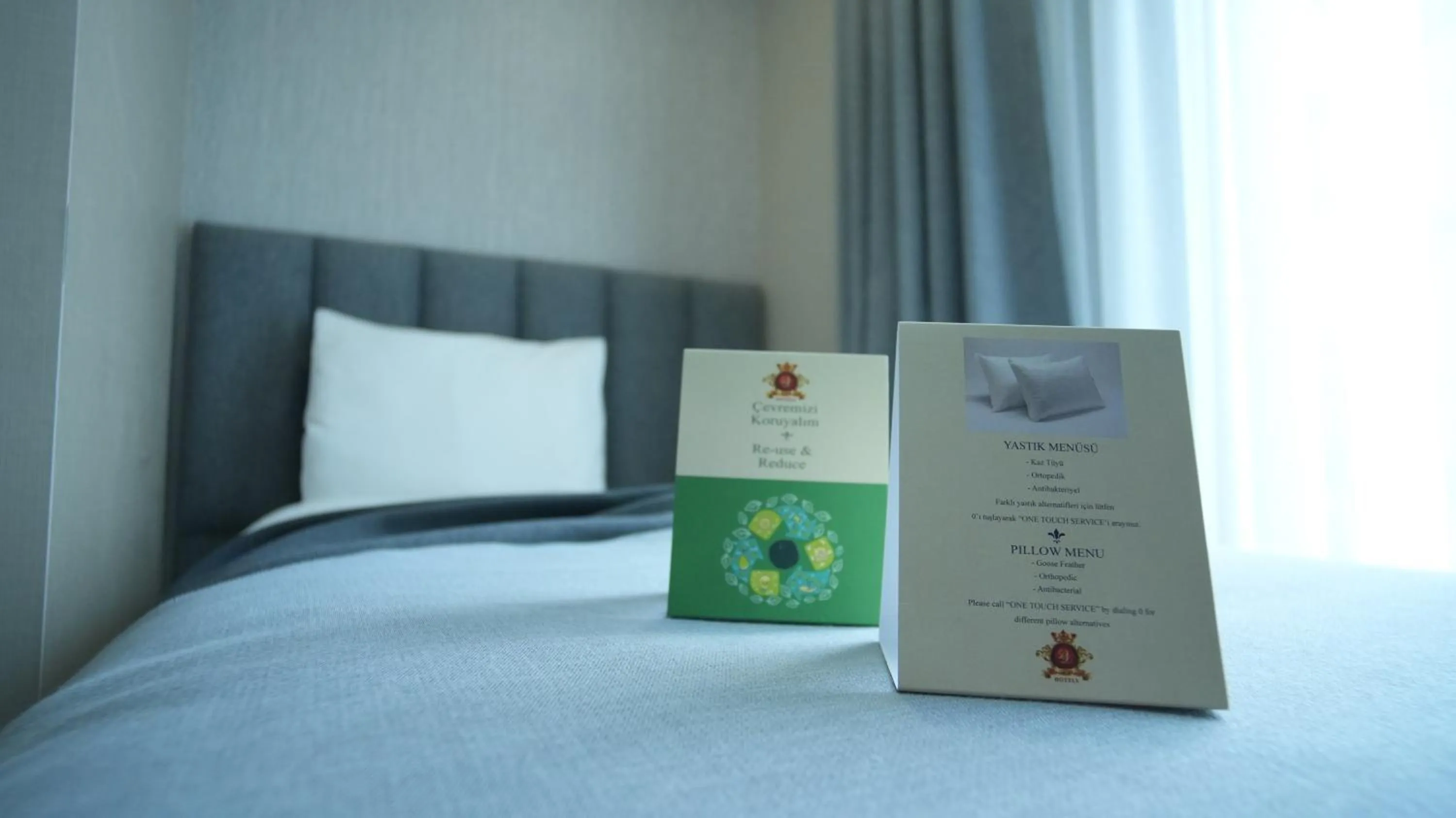 Bed in Dosso Dossi Hotels Old City