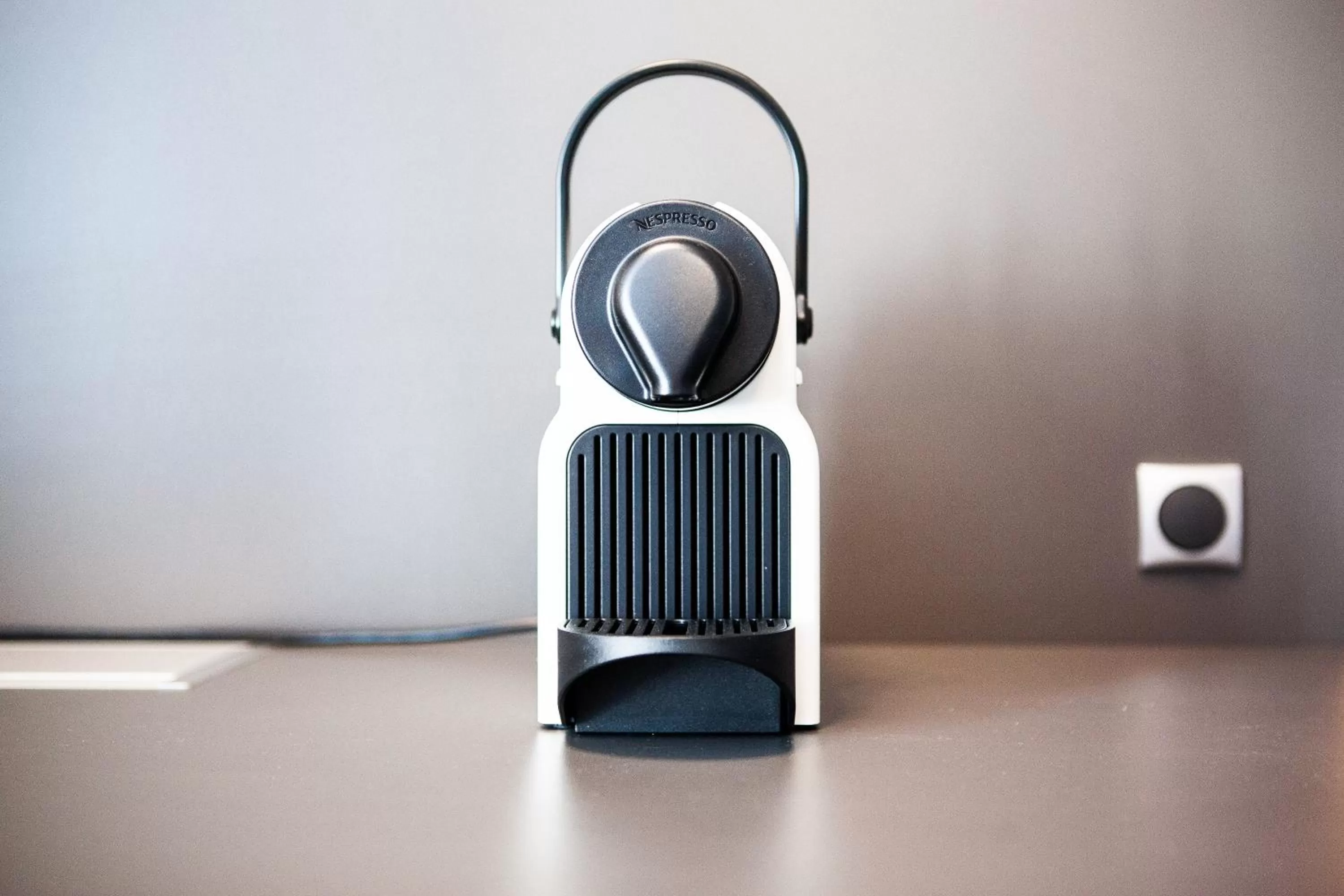 Coffee/tea facilities, TV/Entertainment Center in Luxstay Friedberg - Self-Check-In