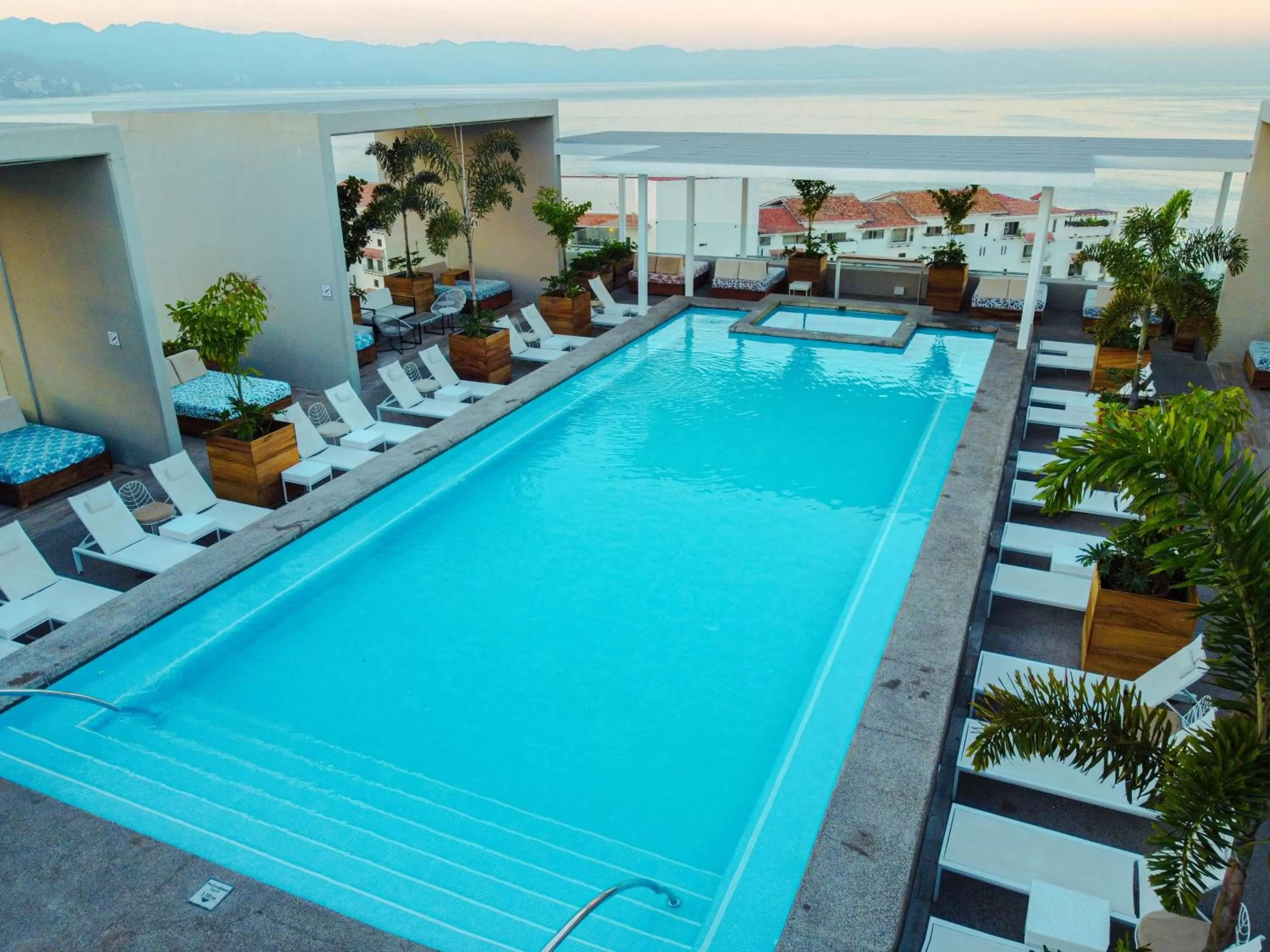 Swimming pool in Hotel Mio Vallarta - Adults Only