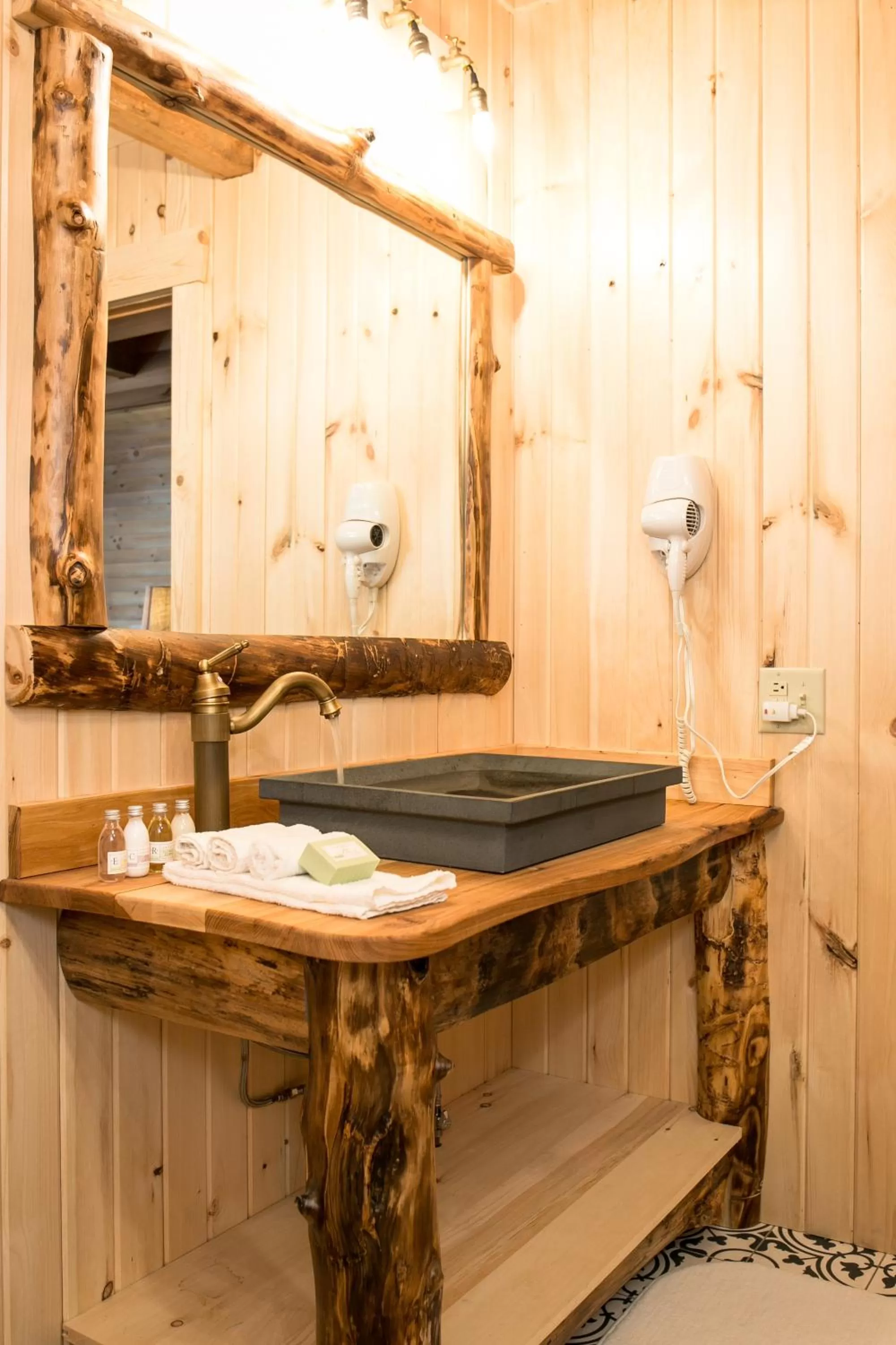 Bathroom in Coblentz Country Lodge by Amish Country Lodging