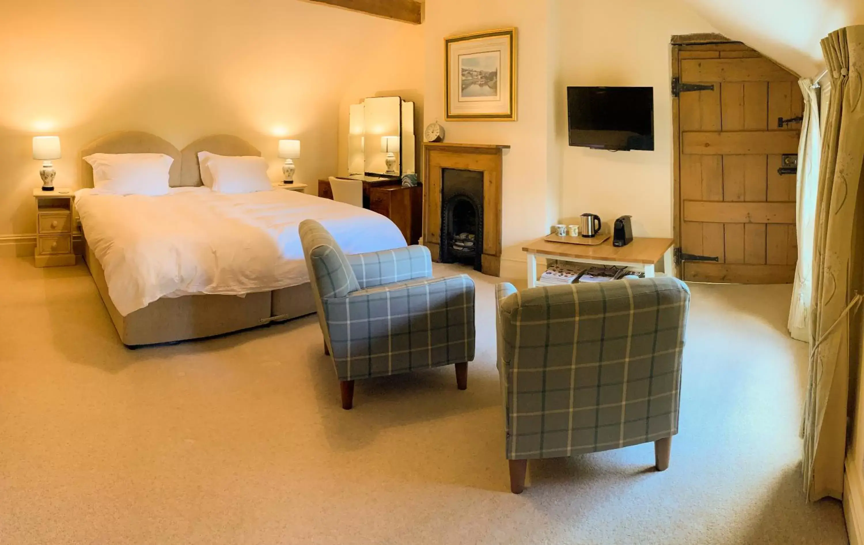 Deluxe Double or Twin Room with Garden View in Hollies Farm B&B Deluxe Double or Twin Room with Garden View in Hollies Farm B&B