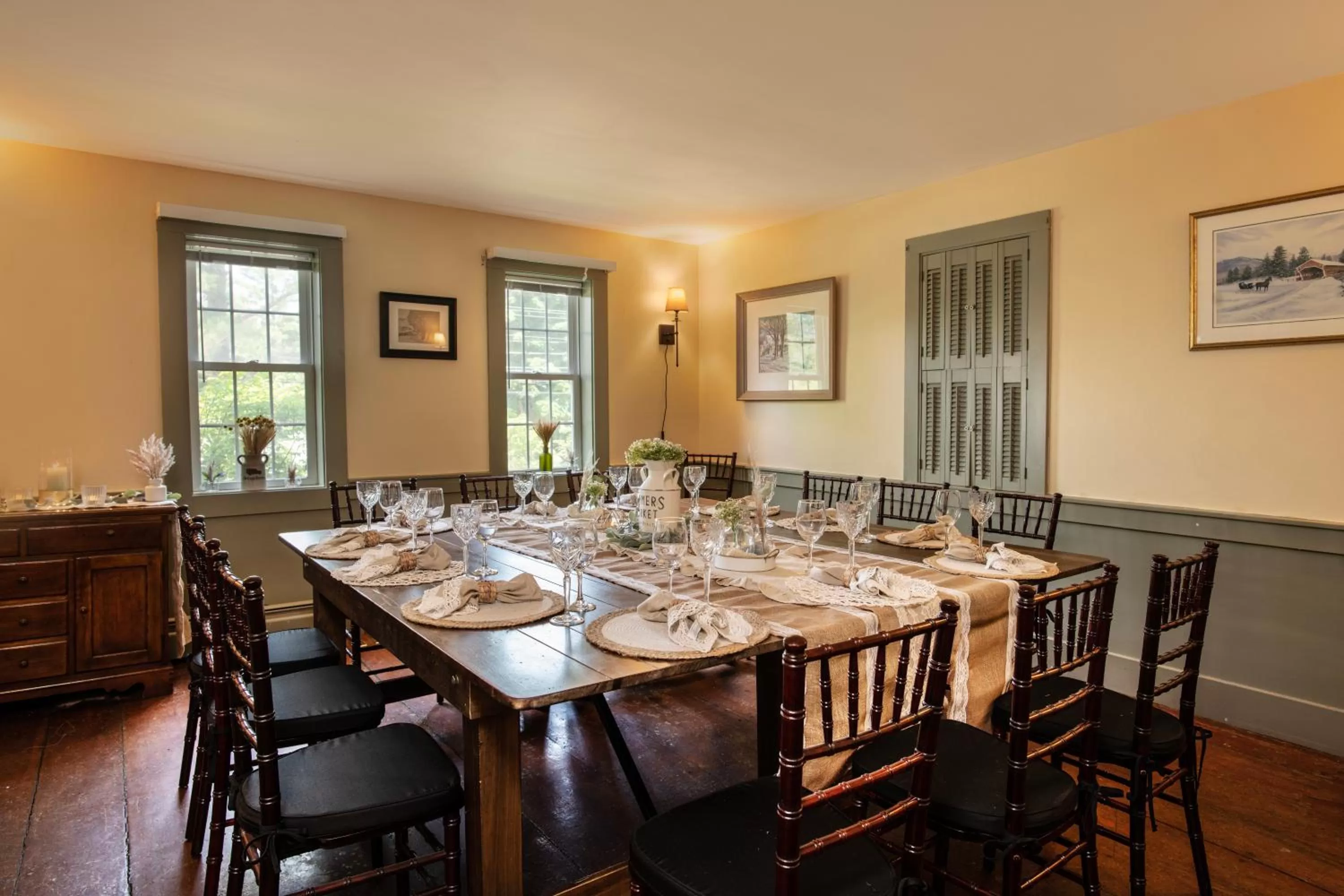 Restaurant/places to eat in Christmas Farm Inn and Spa