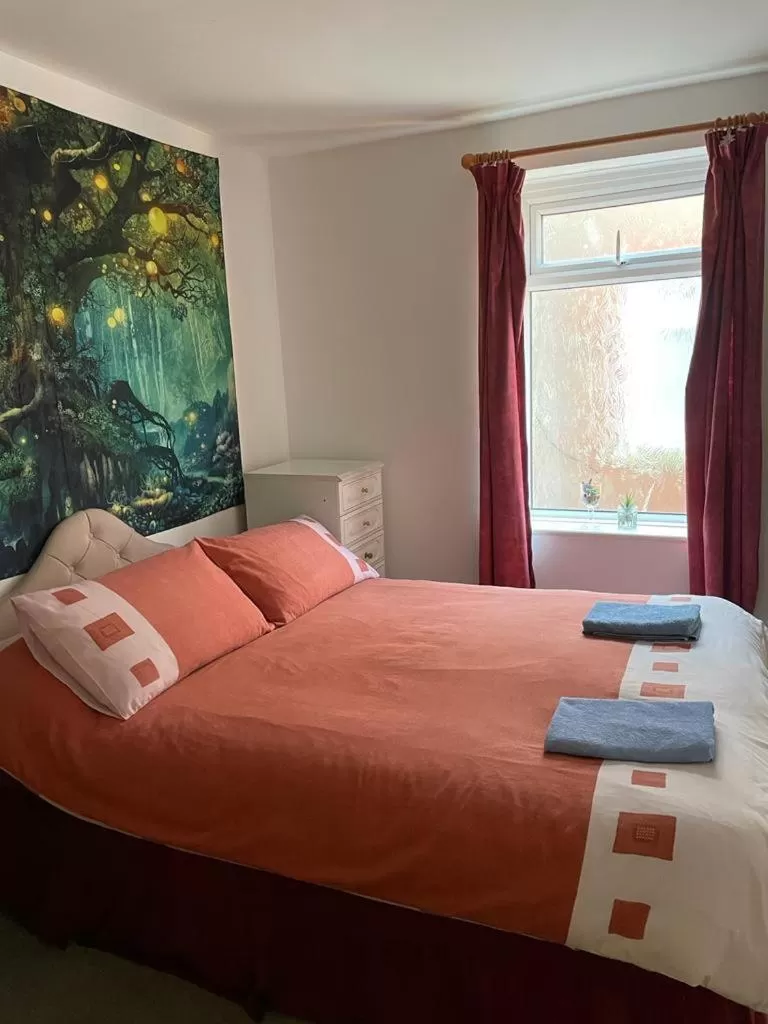 Bed in The Blue Moon