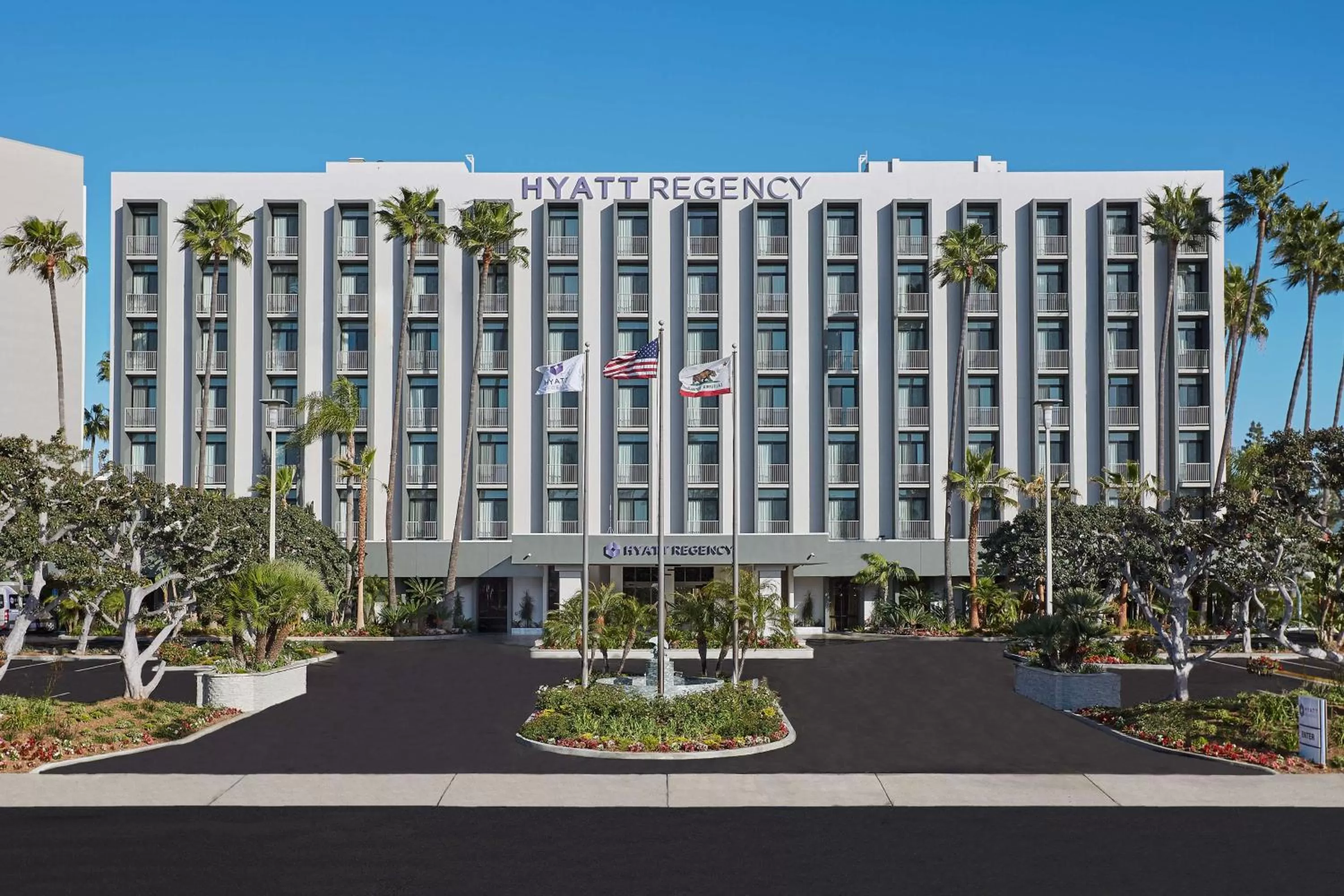 Property building in Hyatt Regency Newport Beach West