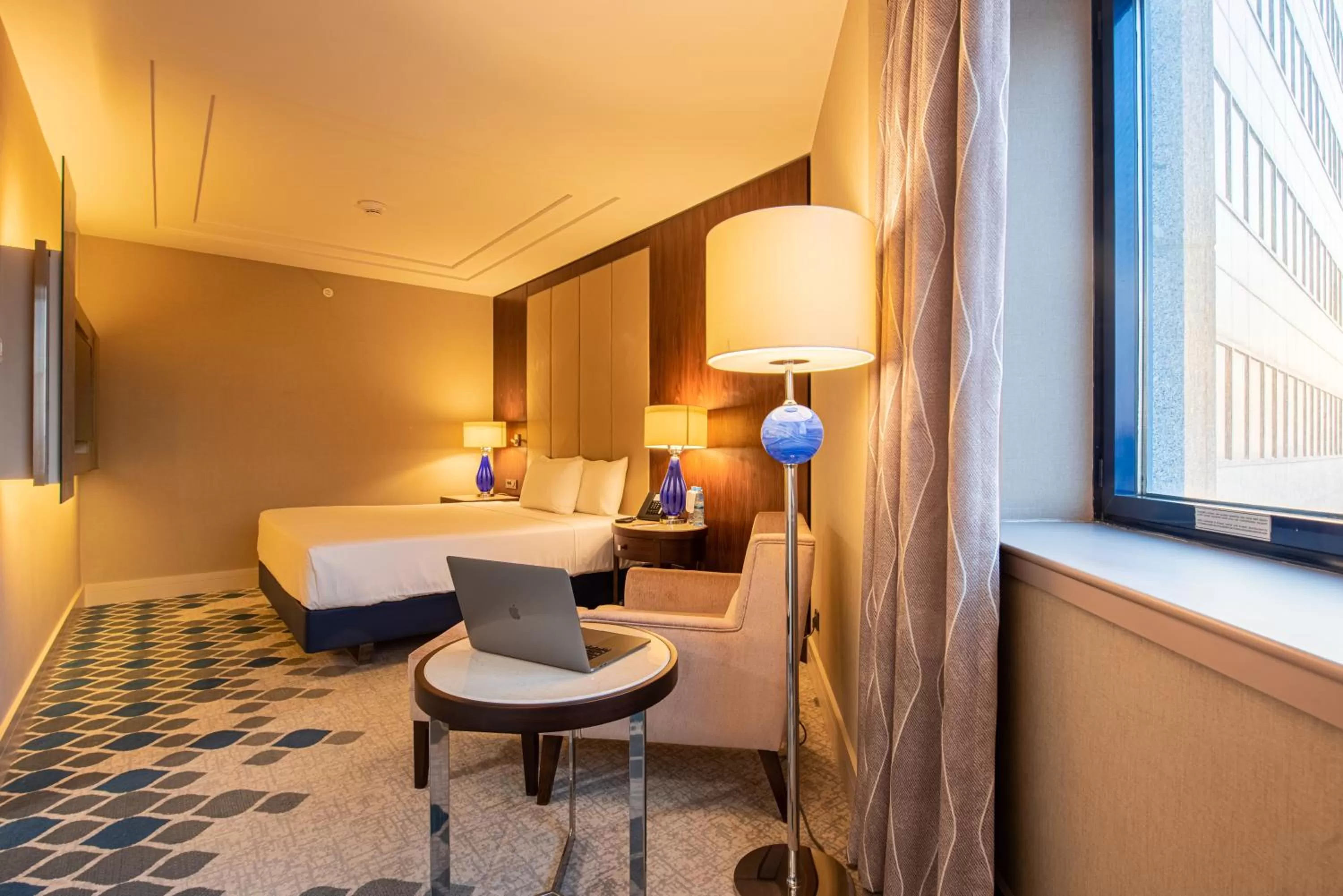 Bed in AZIMUT Grand Hotel Tashkent