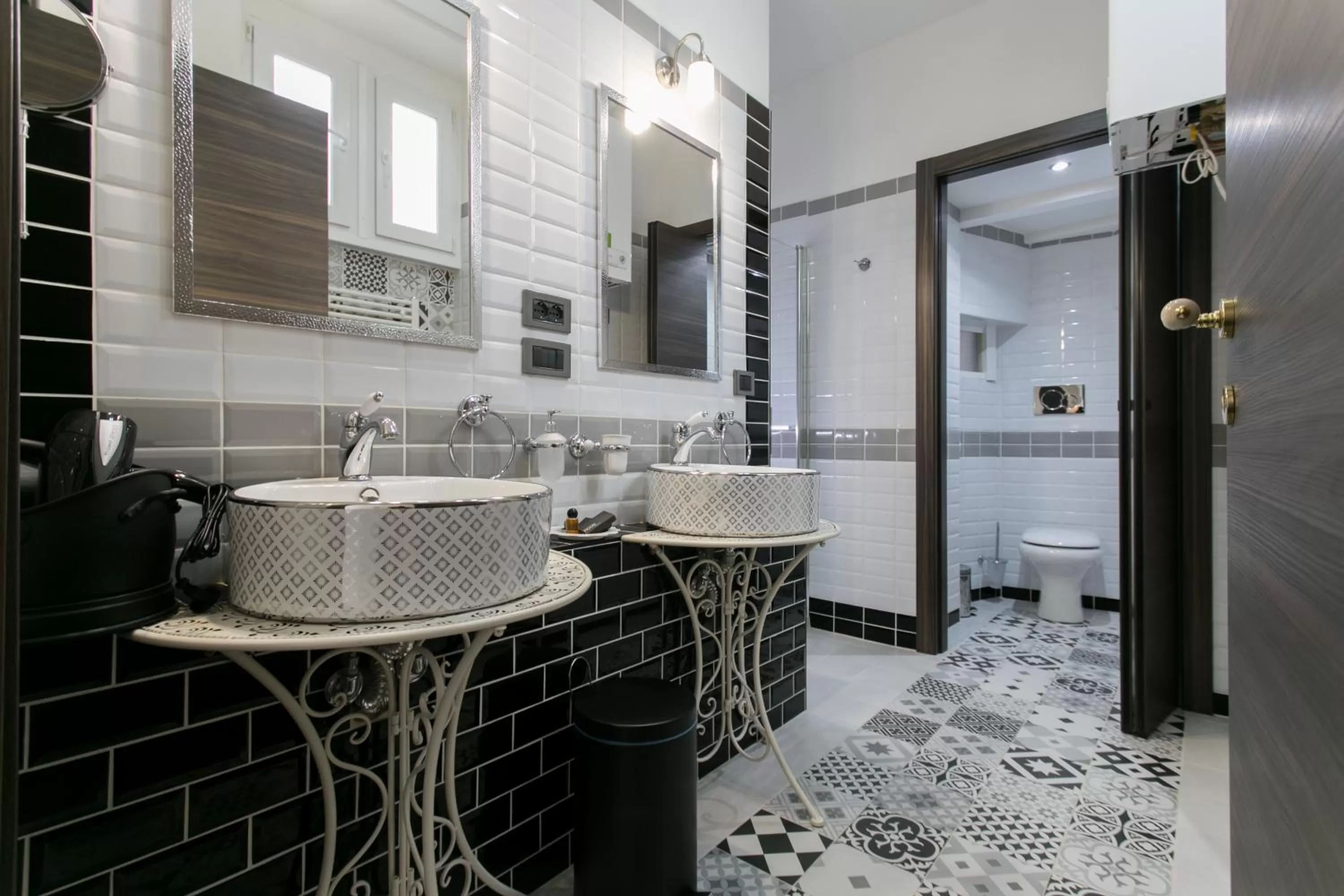 Bathroom in Aparthotel Dei Mercanti