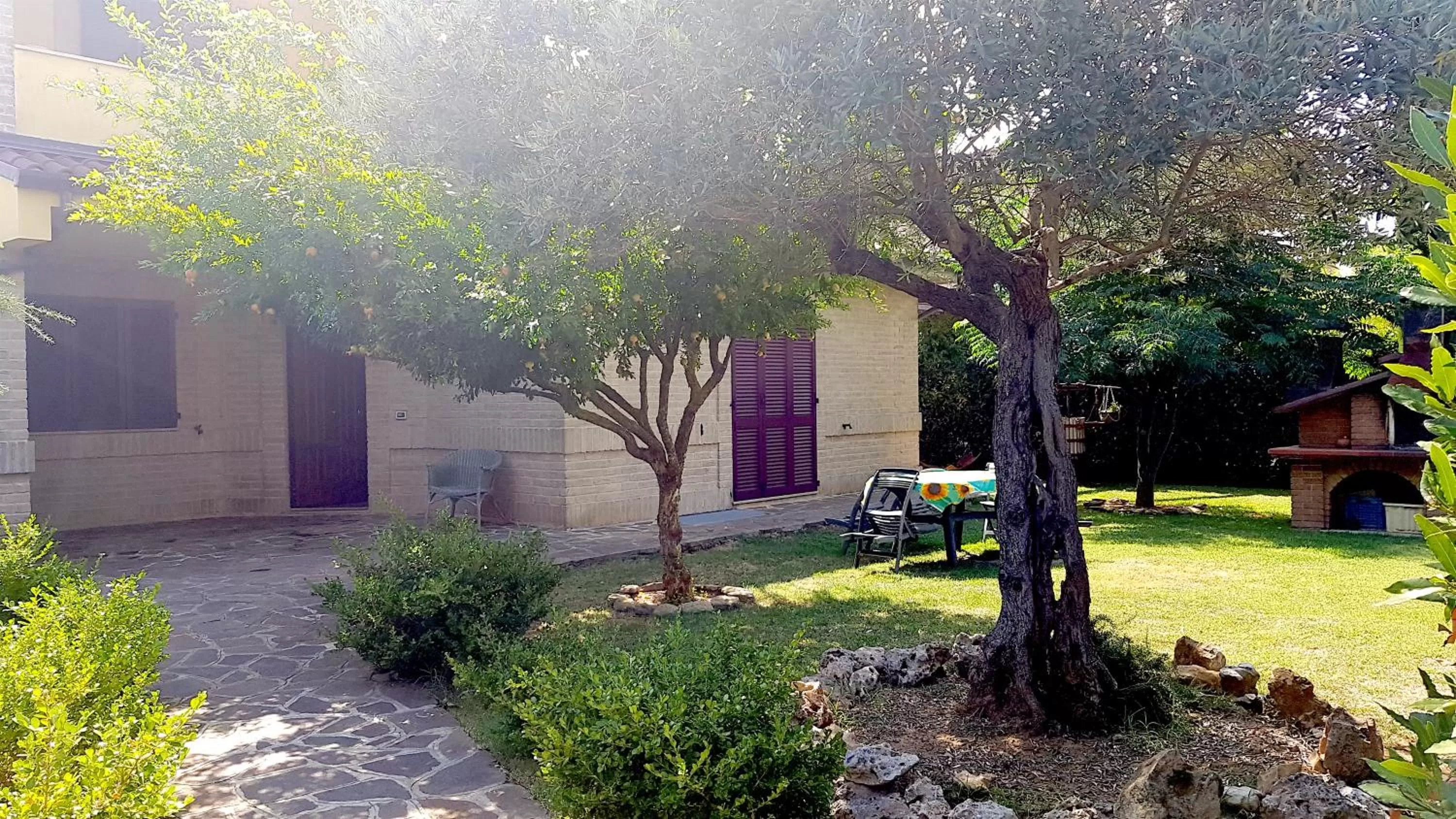 Garden in Recanati Family