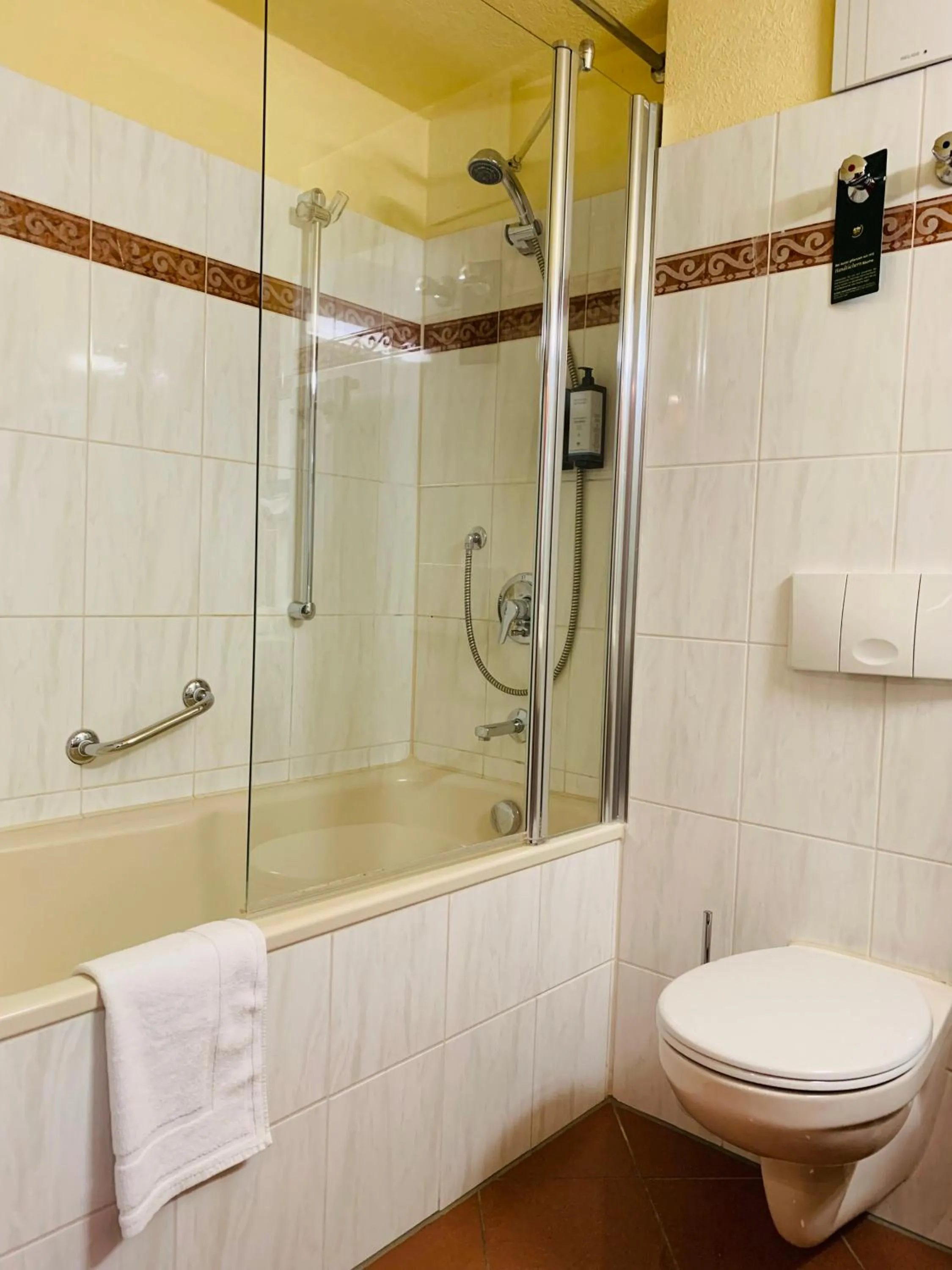 Bathroom in Mercure Hotel Riesa Dresden Elbland