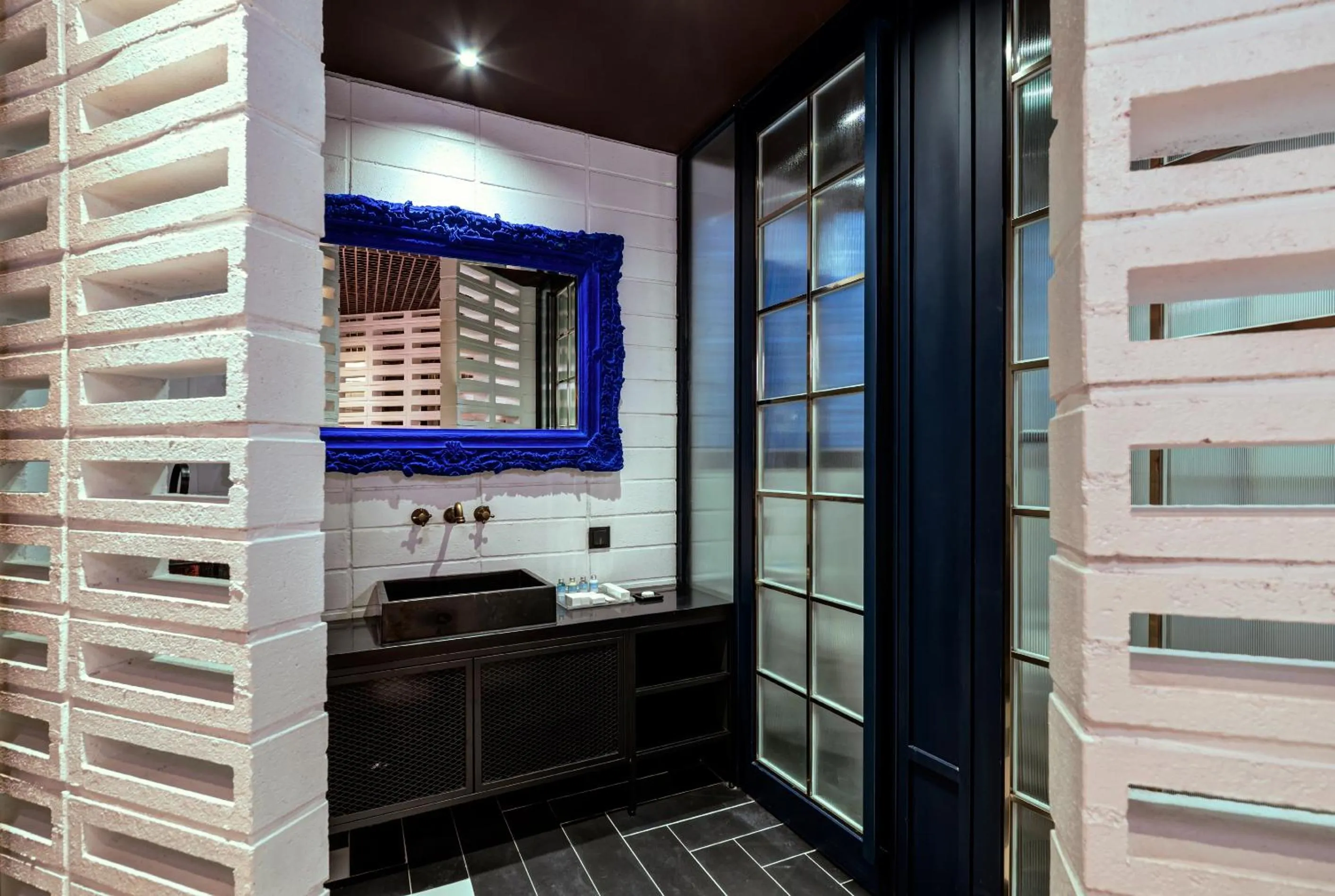 Decorative detail in Hotel The Designers Cheongnyangni