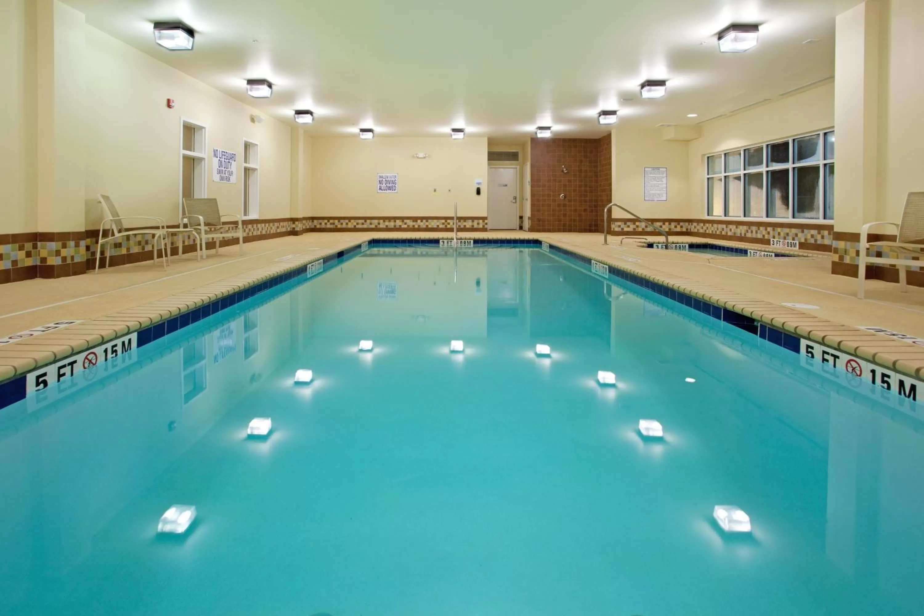 Swimming pool in Holiday Inn Express and Suites Newberry by IHG
