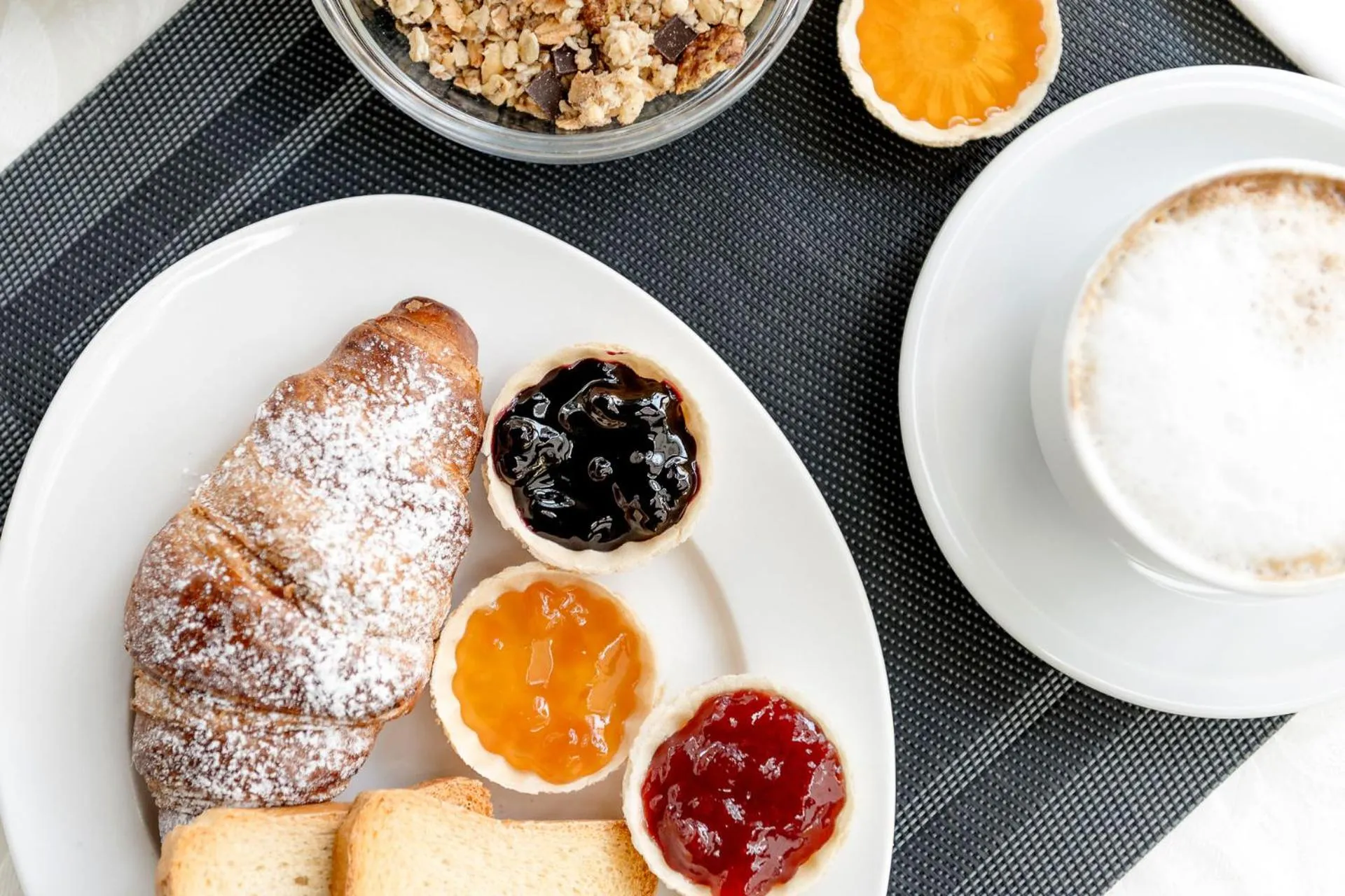 Food and drinks in Grand Hotel Tettuccio