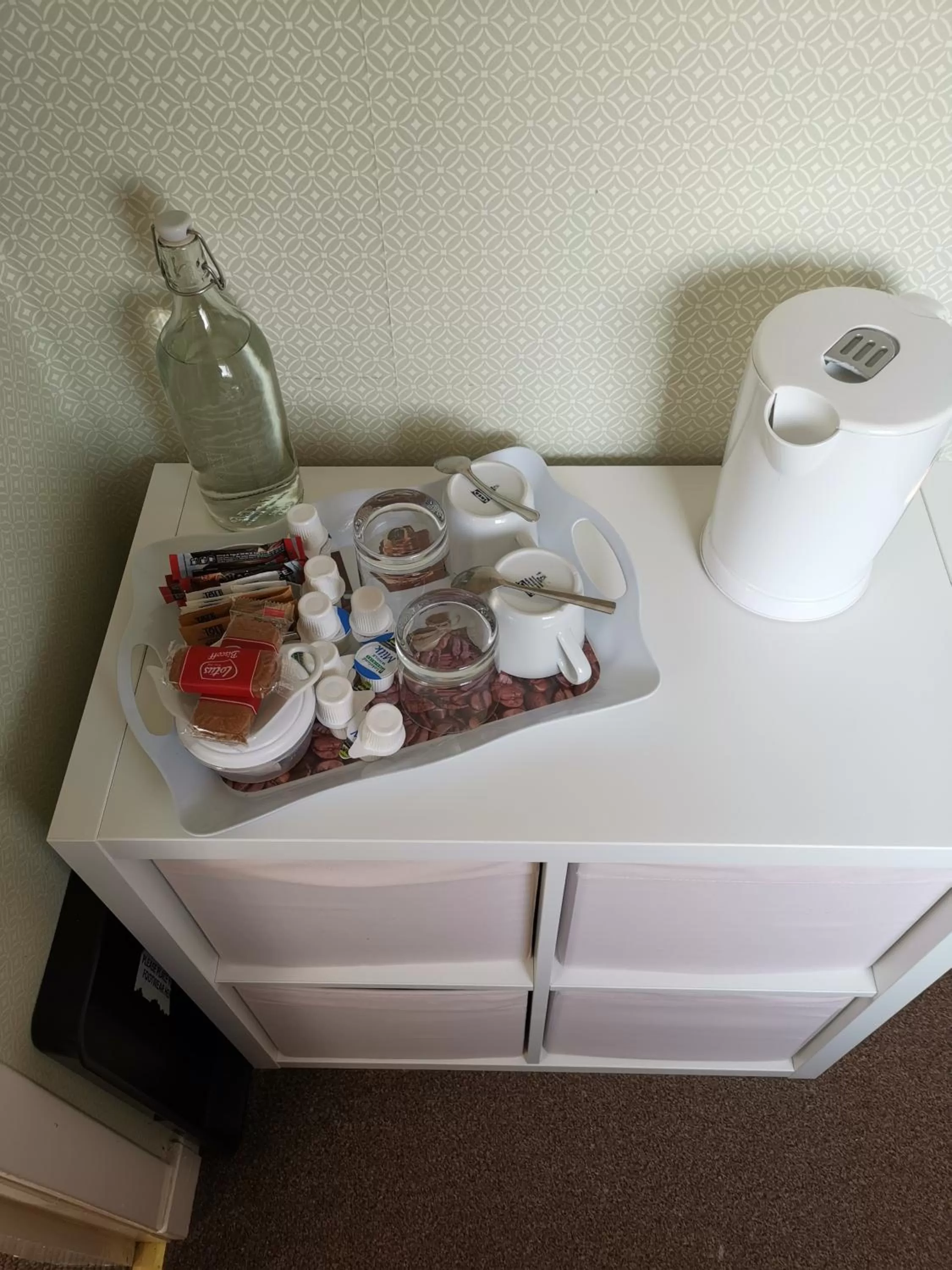 Glenfern Guest House and a separate Cottage with its own private hot tub