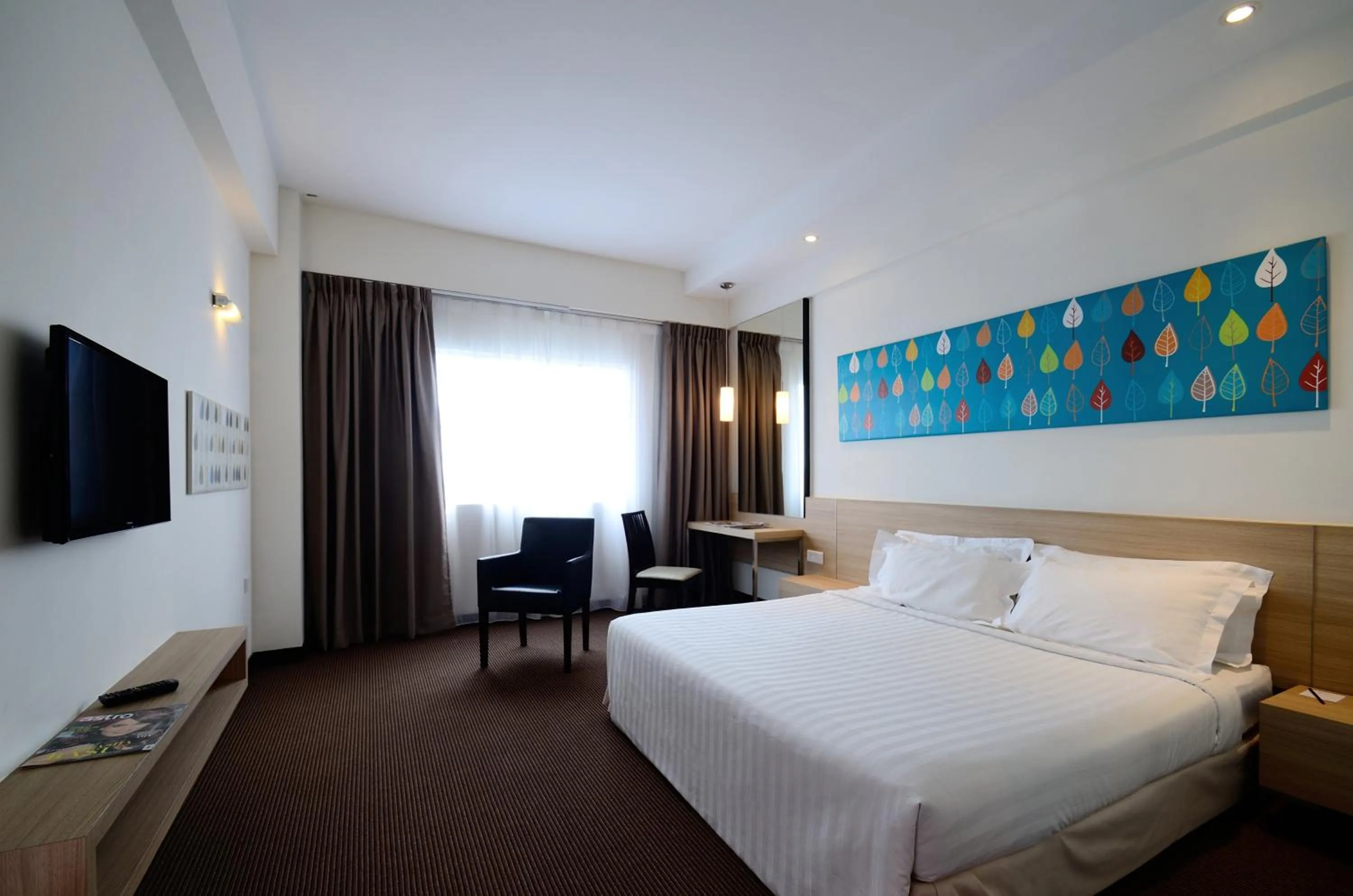Photo of the whole room, Bed in StarCity Hotel