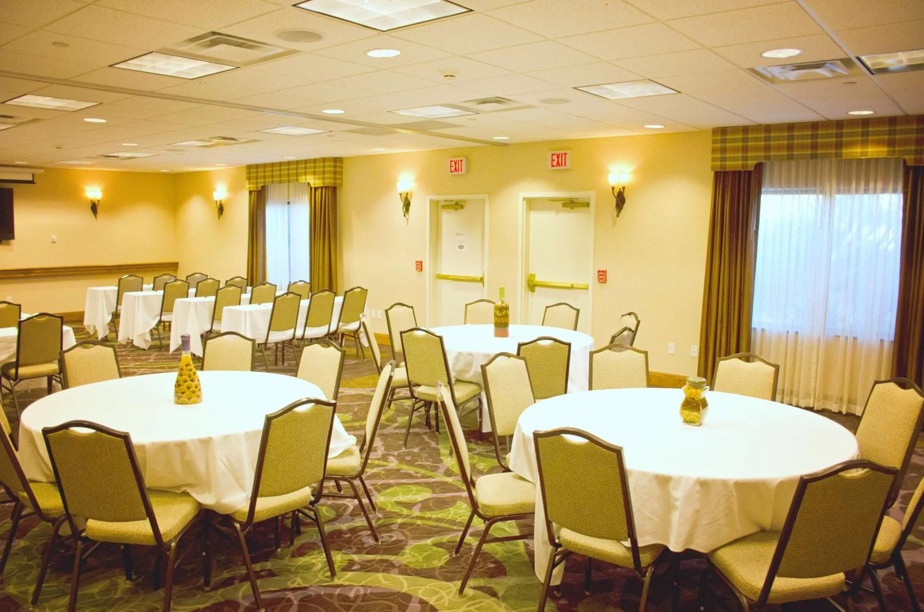 Meeting/conference room in Hampton Inn & Suites College Station
