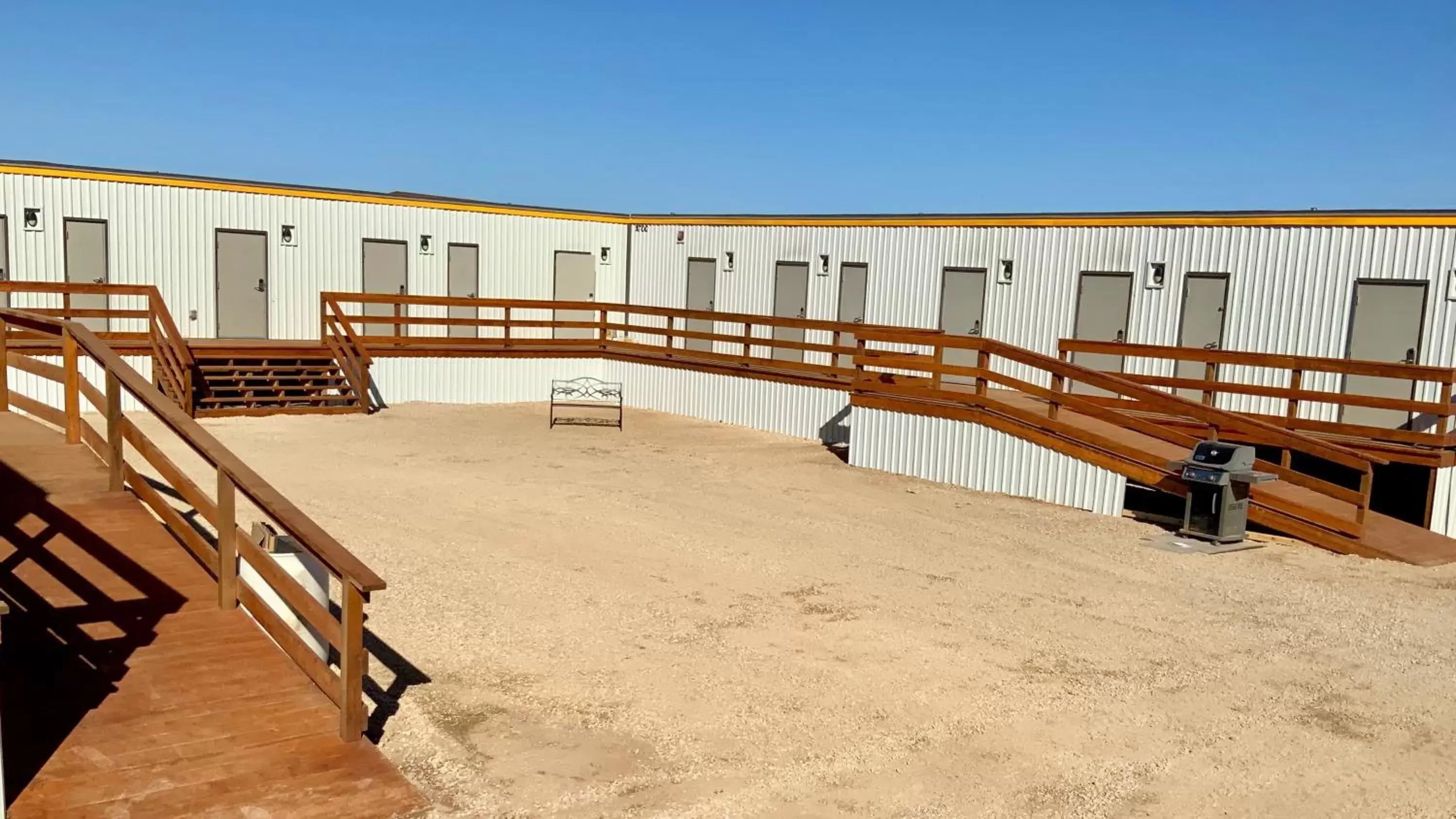 Karbani Inn Karbani Inn