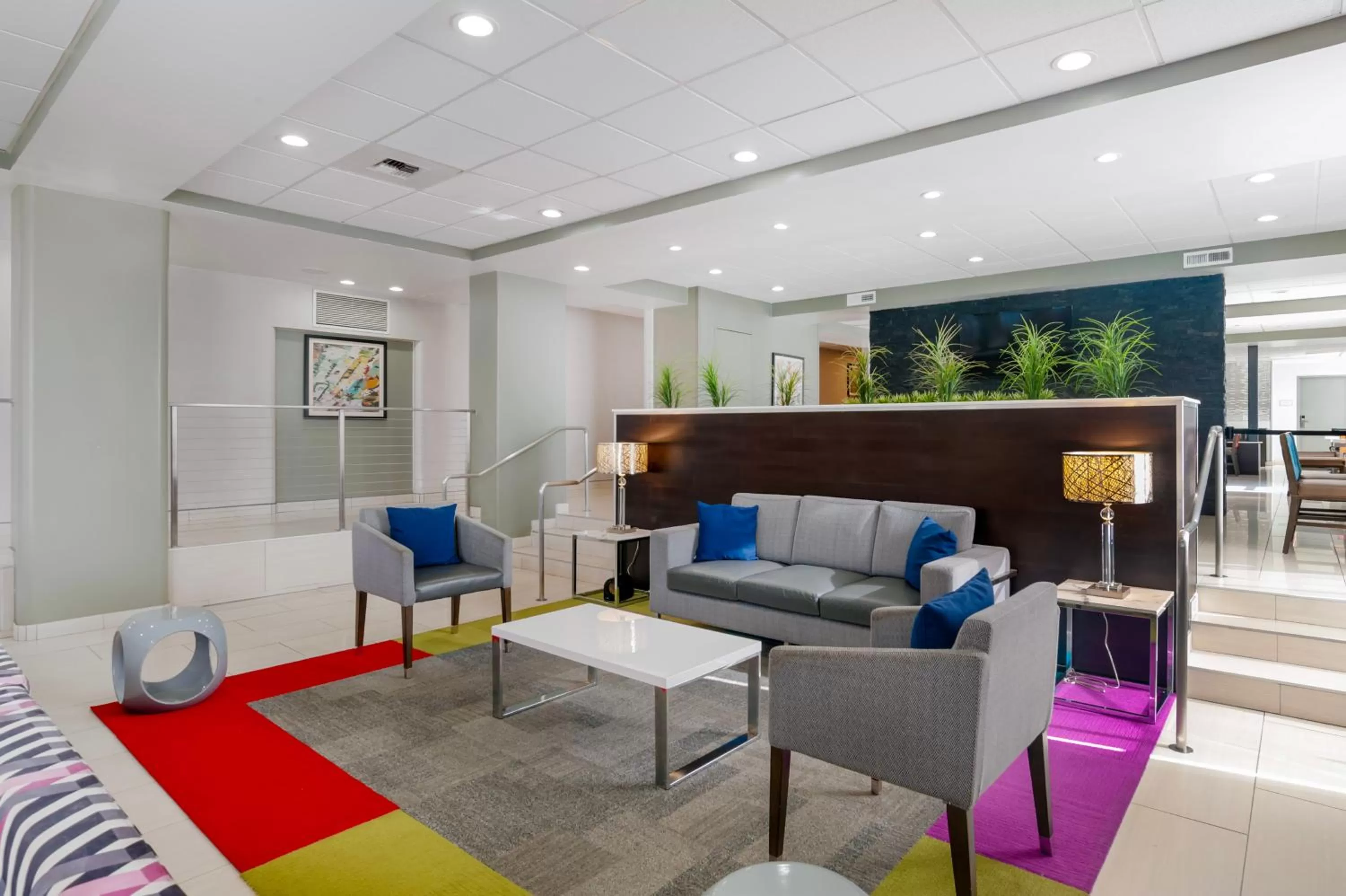 Lobby or reception in Best Western Plus Commerce Hotel