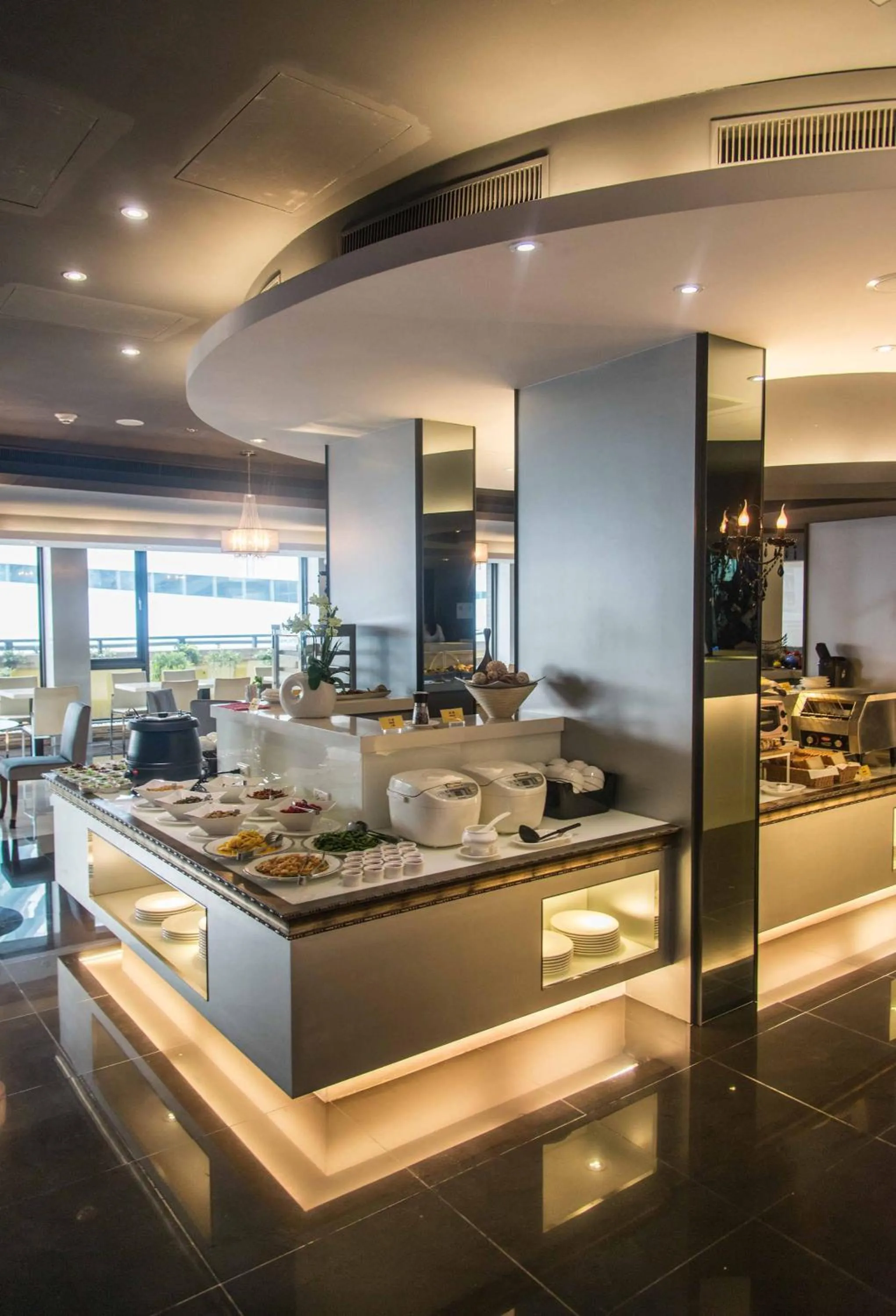 Restaurant/places to eat in Forward Hotel Taipei Nangang