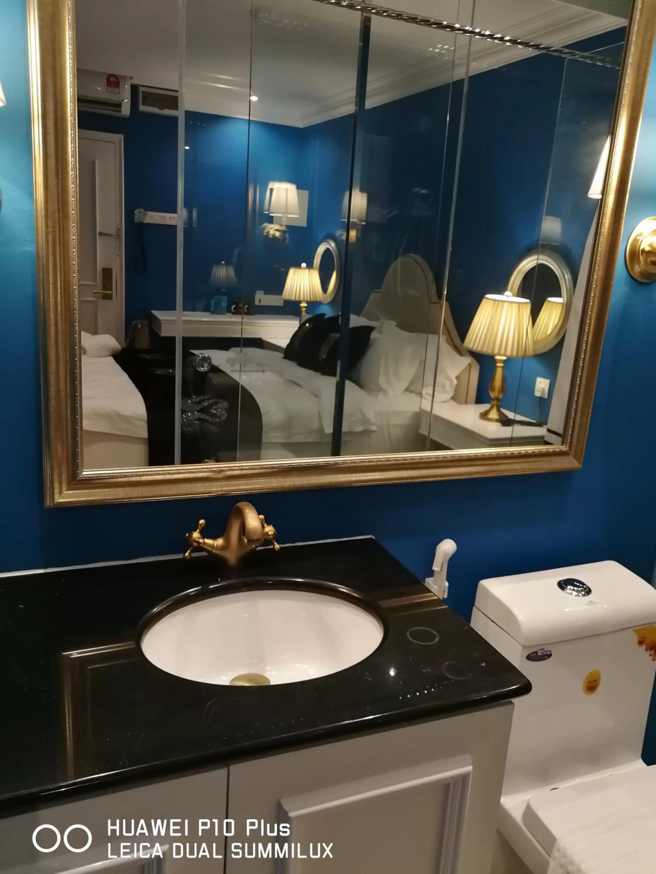 1 Day Car Hotel Station 18