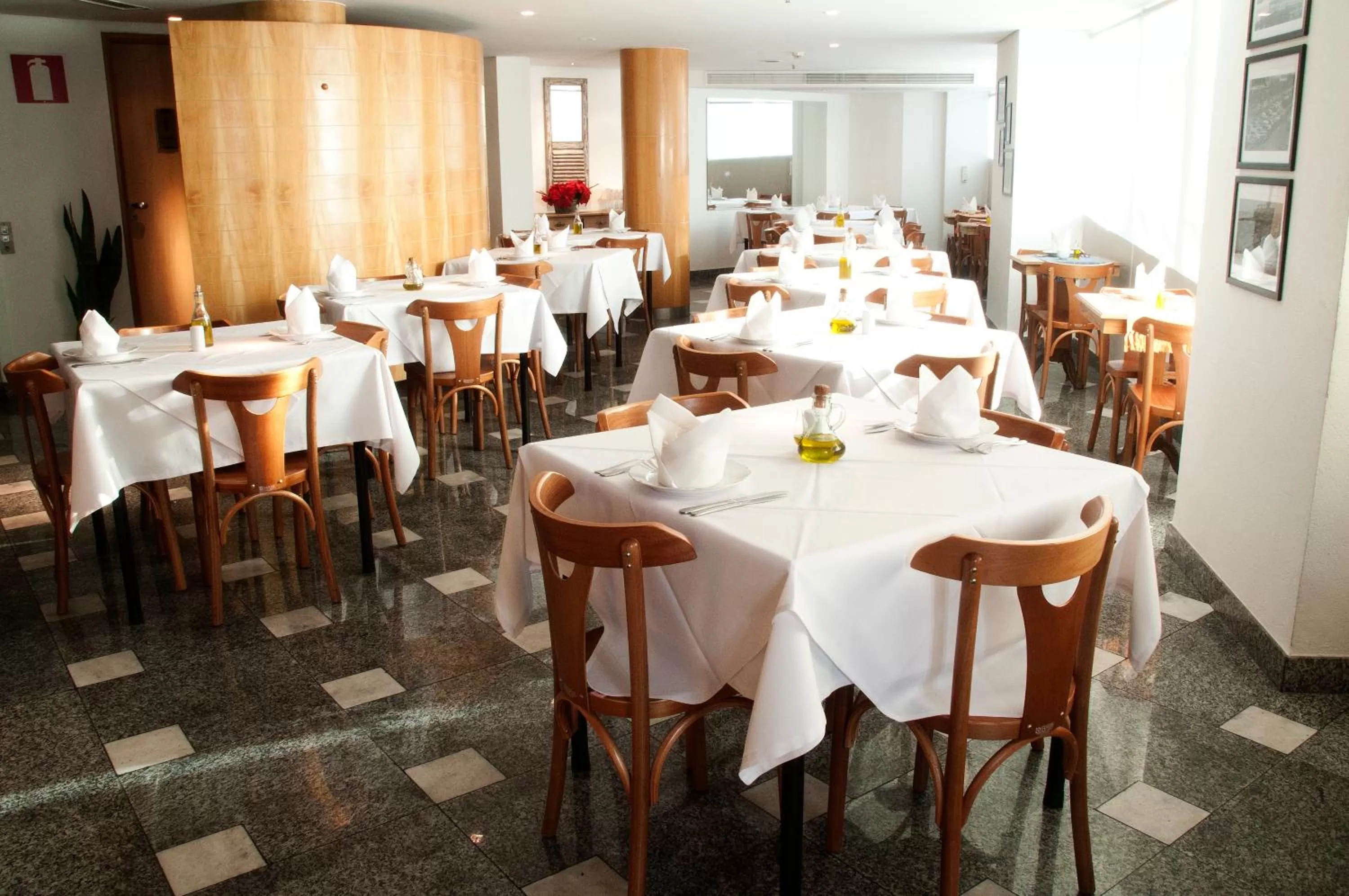 Restaurant/places to eat in Belo Horizonte Plaza