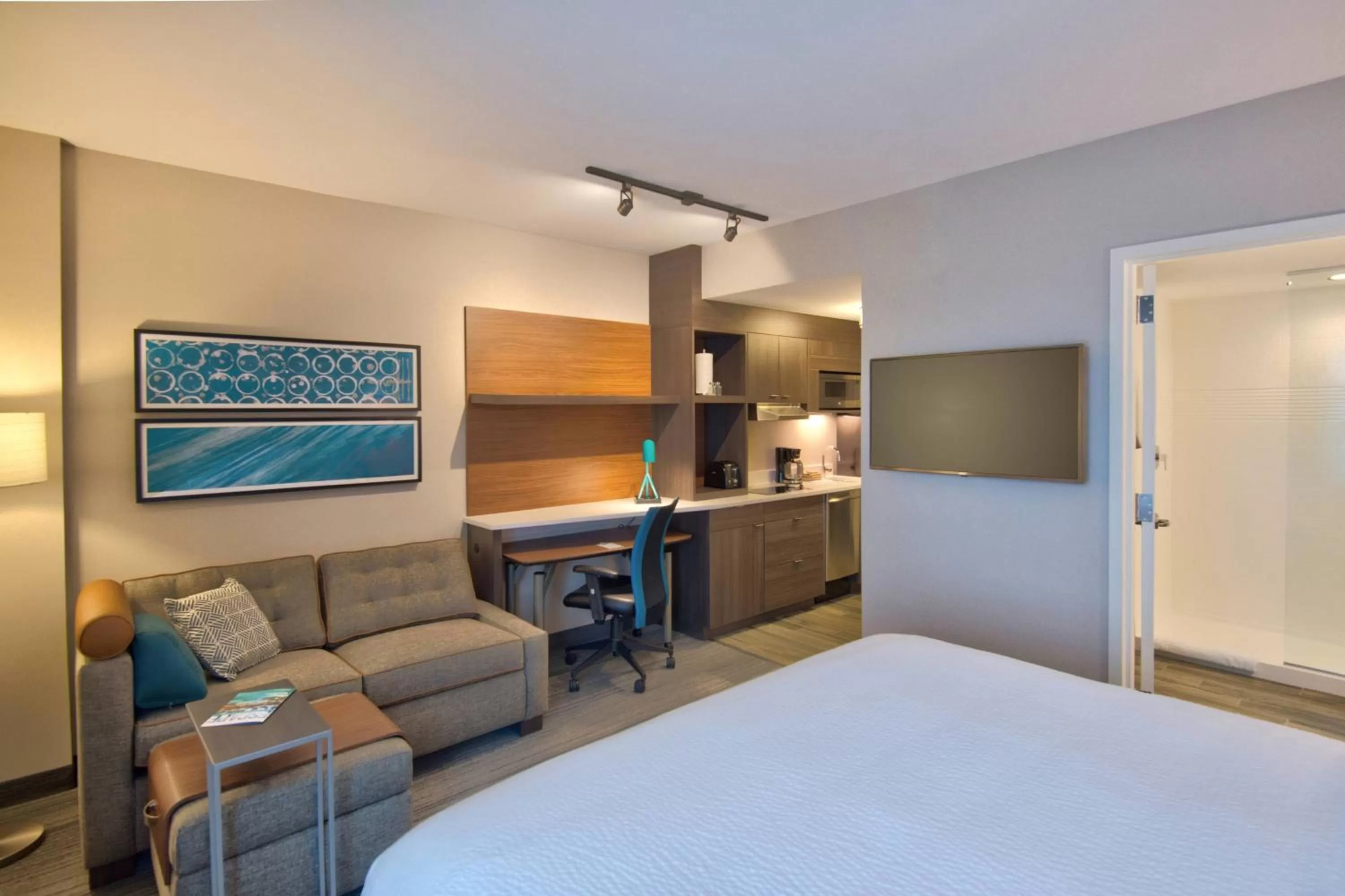 King Studio - Hearing Accessible in TownePlace Suites by Marriott Miami Airport
