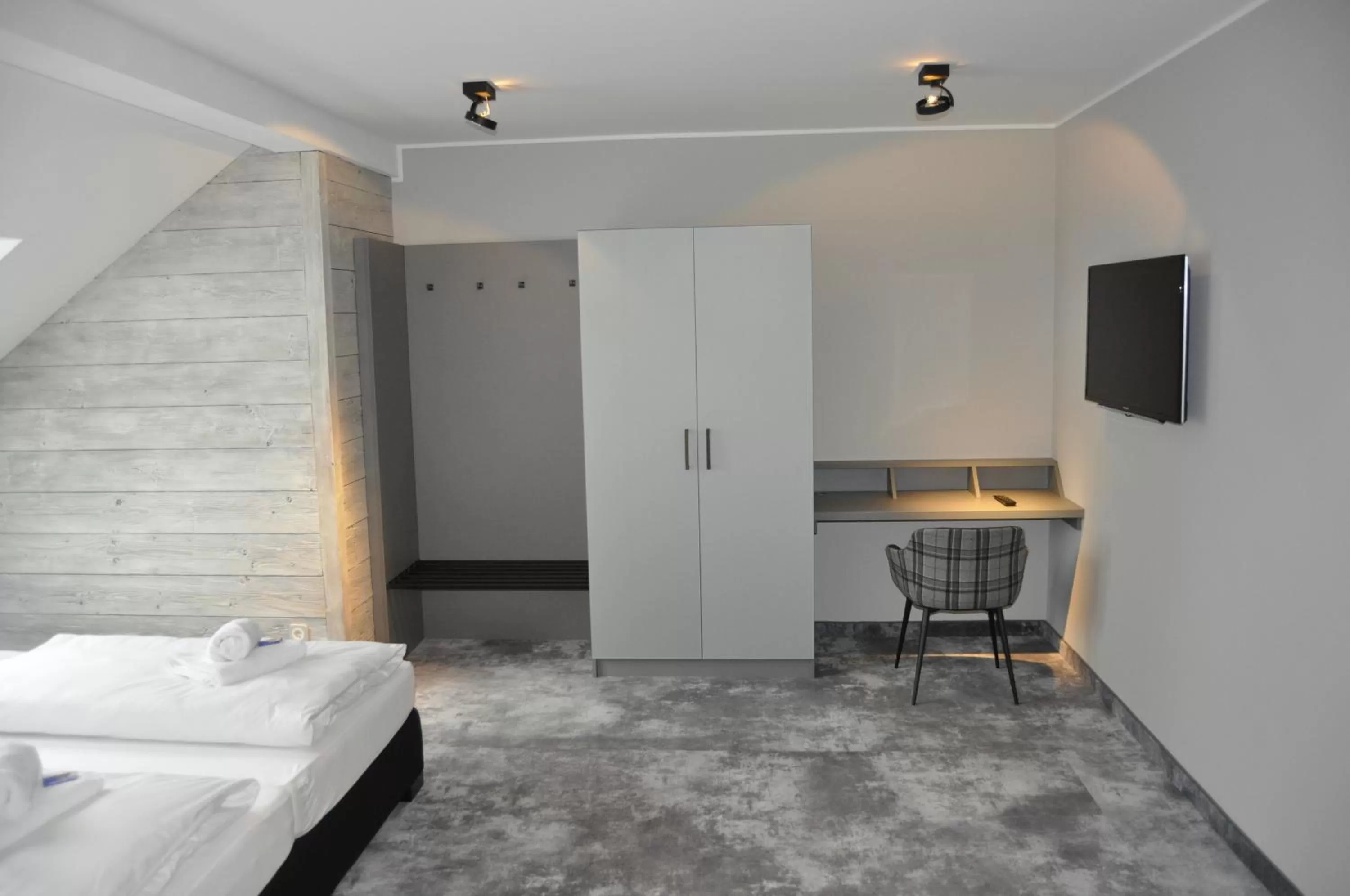 Photo of the whole room, Bed in StrandBerg's Designhotel Viktoria