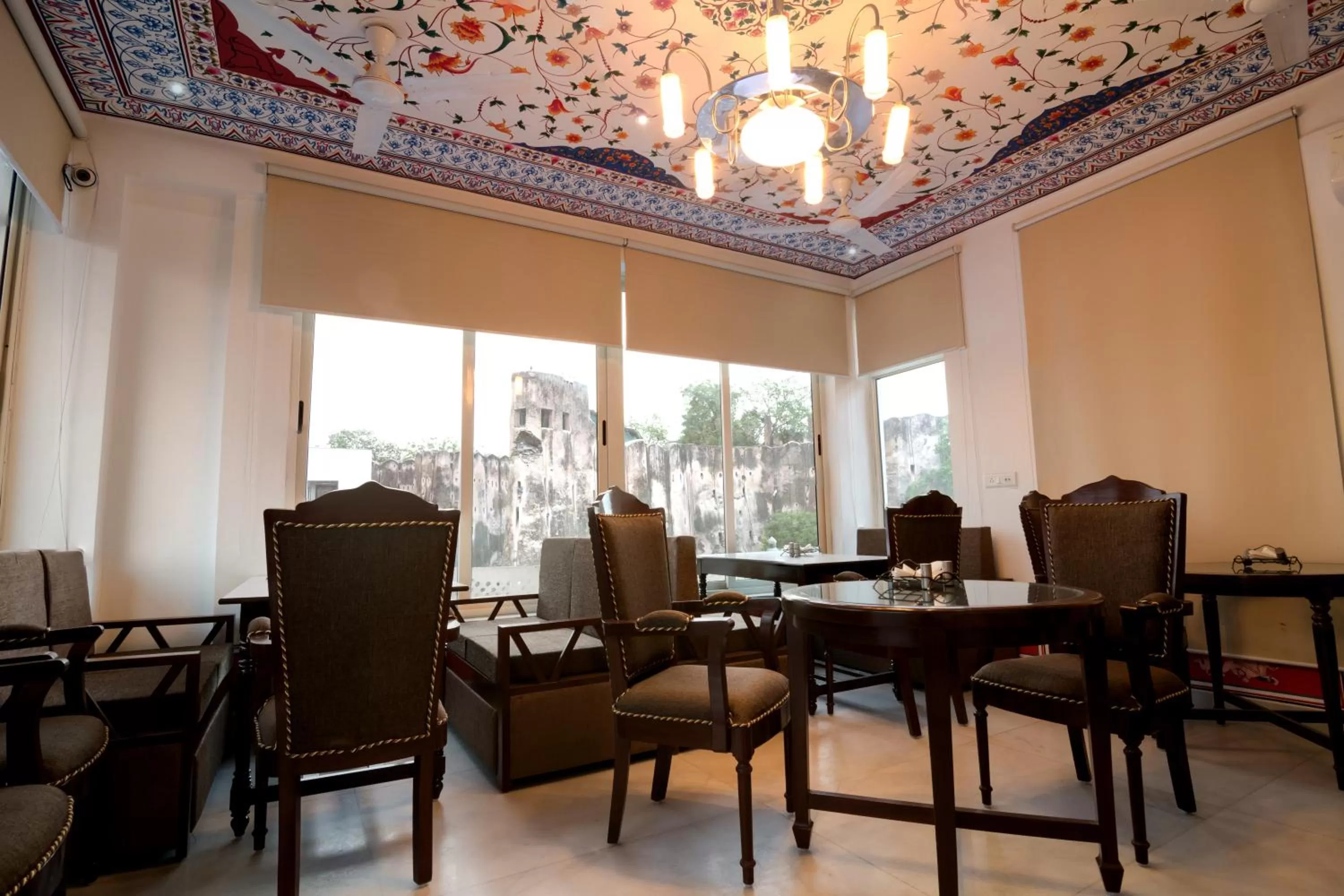 Restaurant/places to eat in Chitra Katha - A Story Per Stay