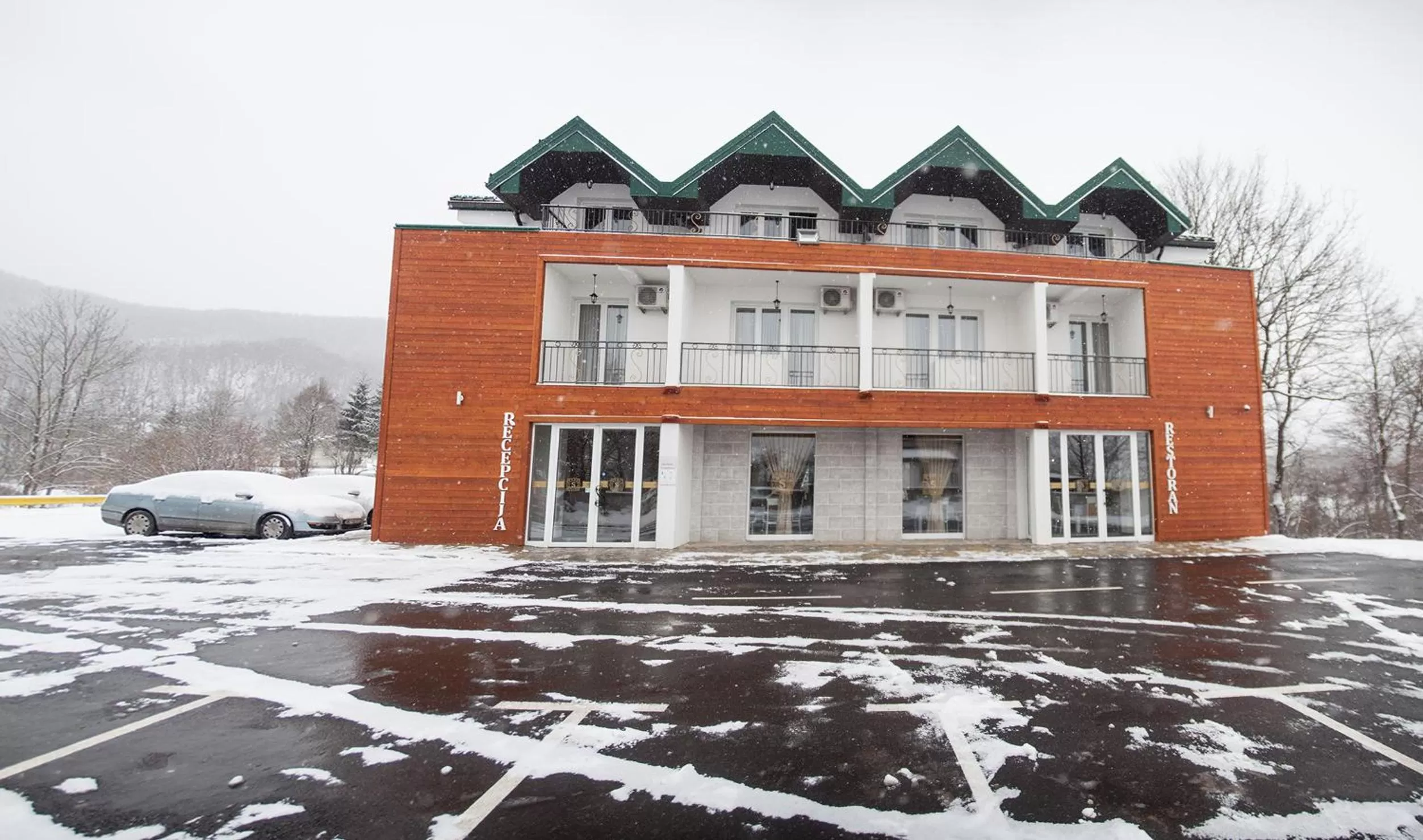 Winter in Hotel Serdar