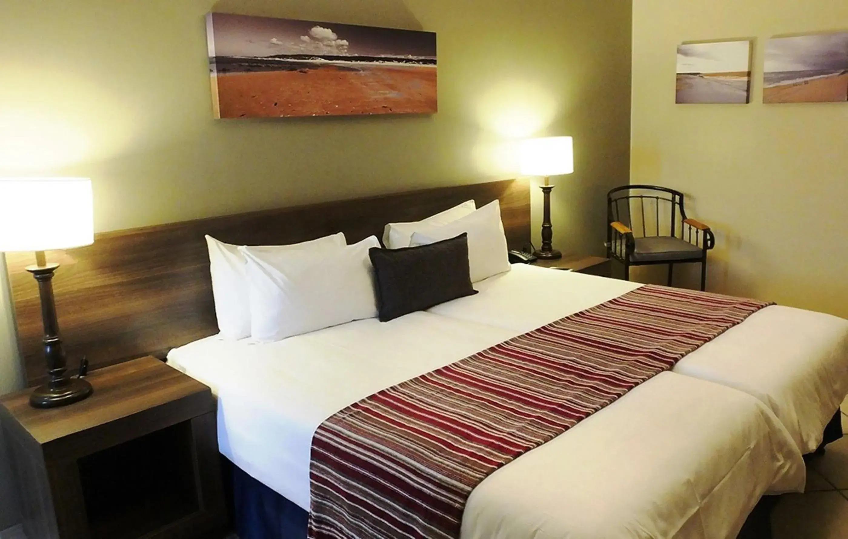 Standard Room with twin beds in Premier Hotel The Richards Standard Room with twin beds in Premier Hotel The Richards