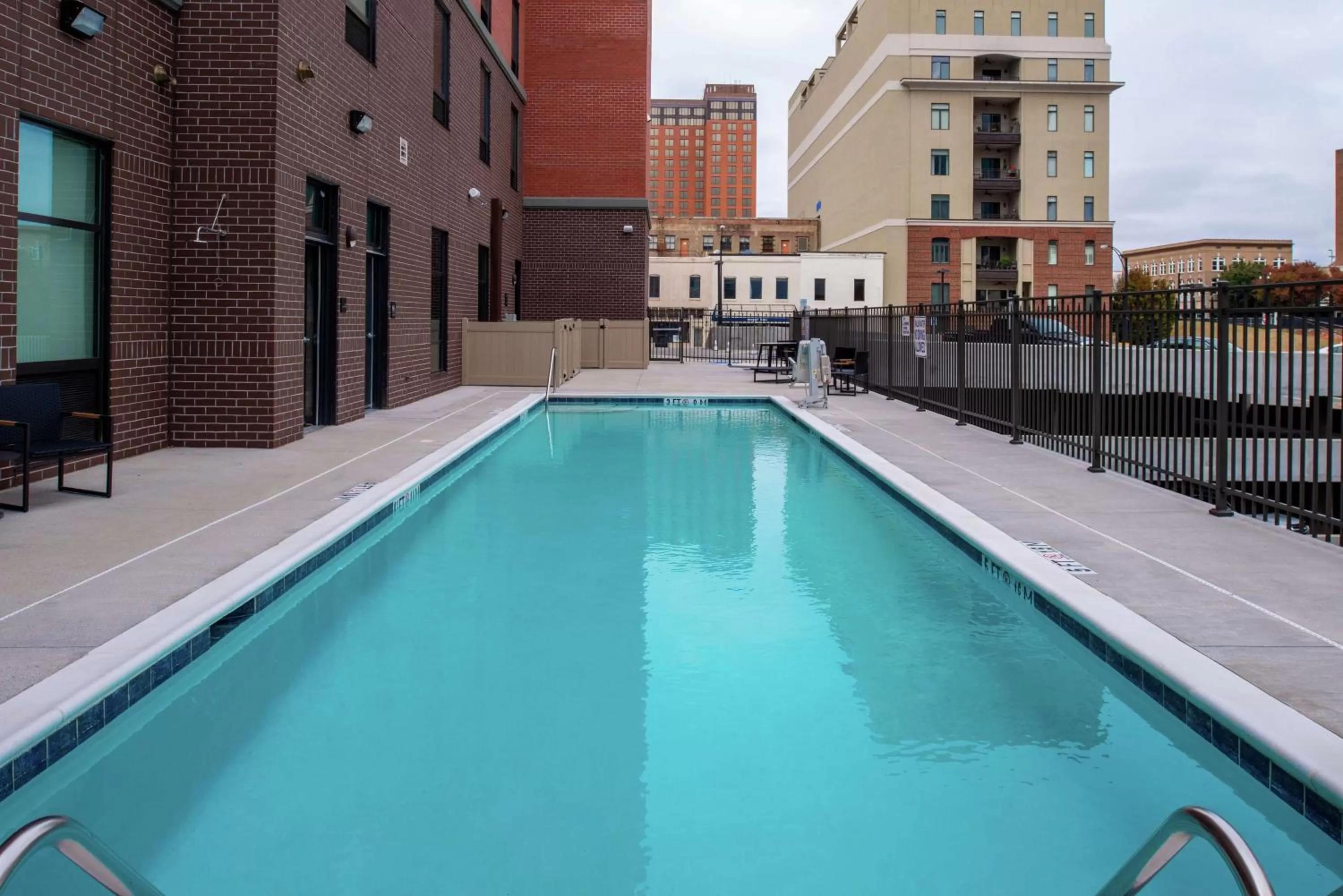 Pool view in Hampton Inn & Suites Winston-Salem Downtown