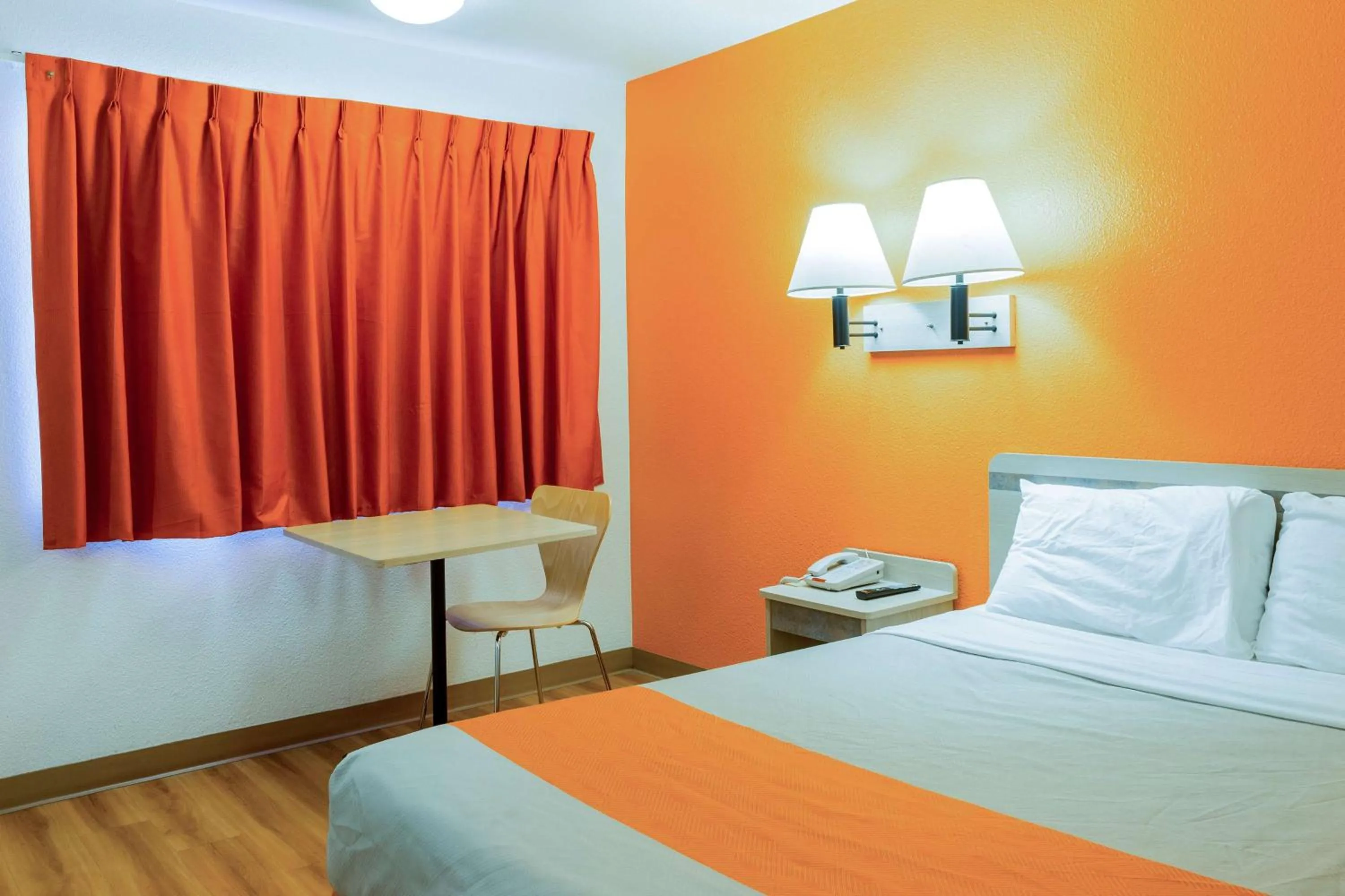 Photo of the whole room, Bed in Motel 6-Mojave, CA