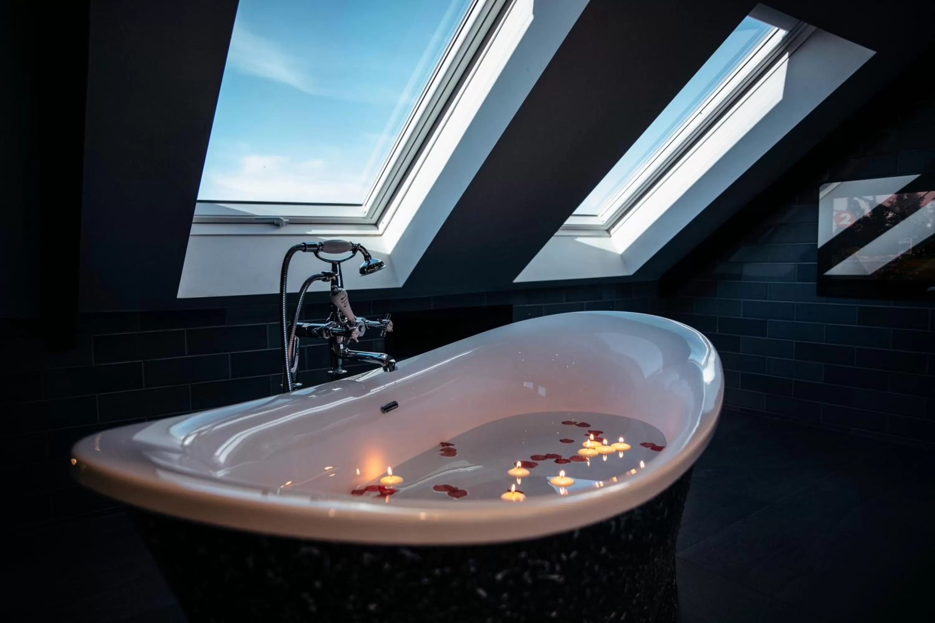 Bath in South Causey Inn