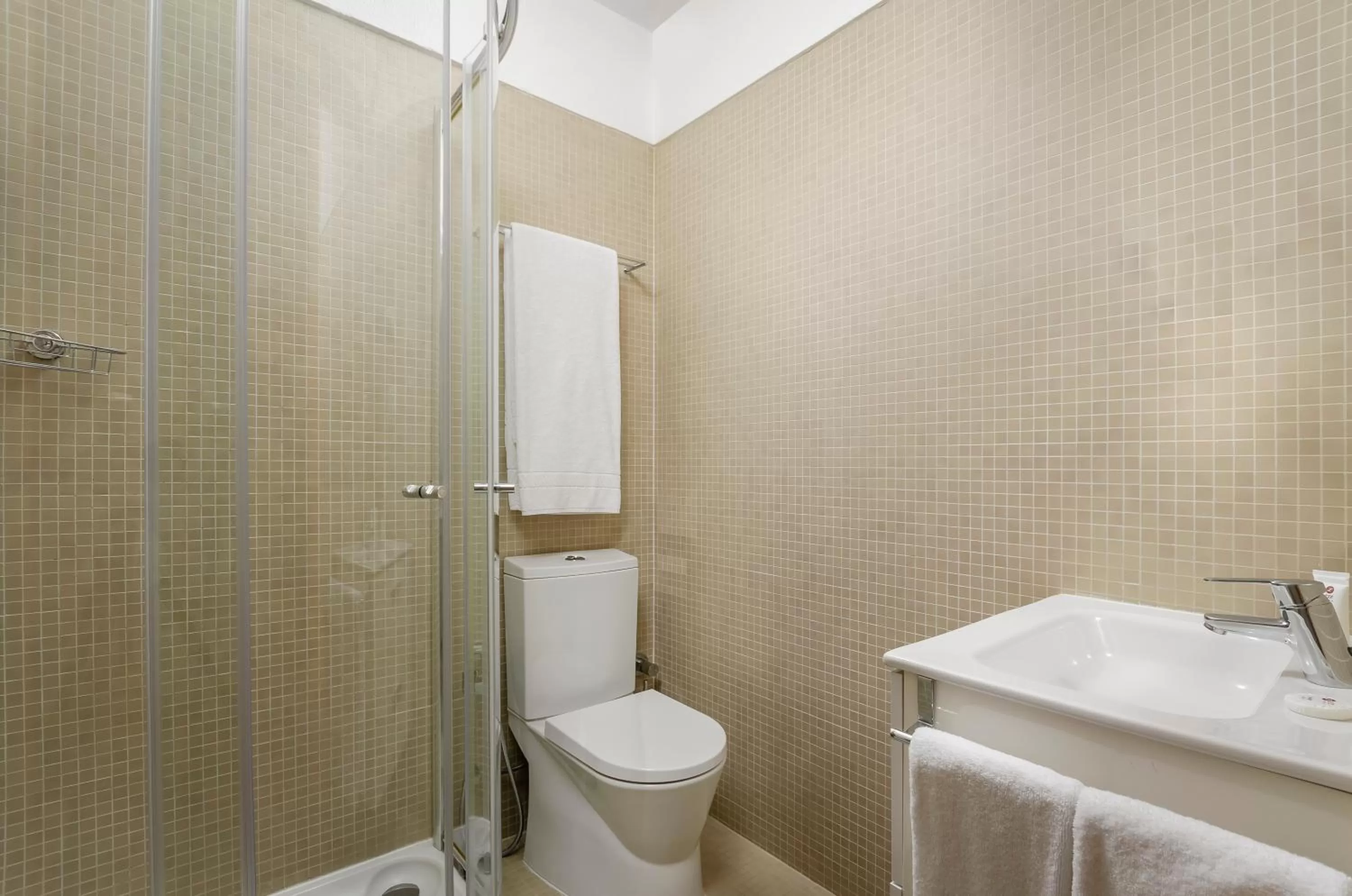 Bathroom in EXE Wellington