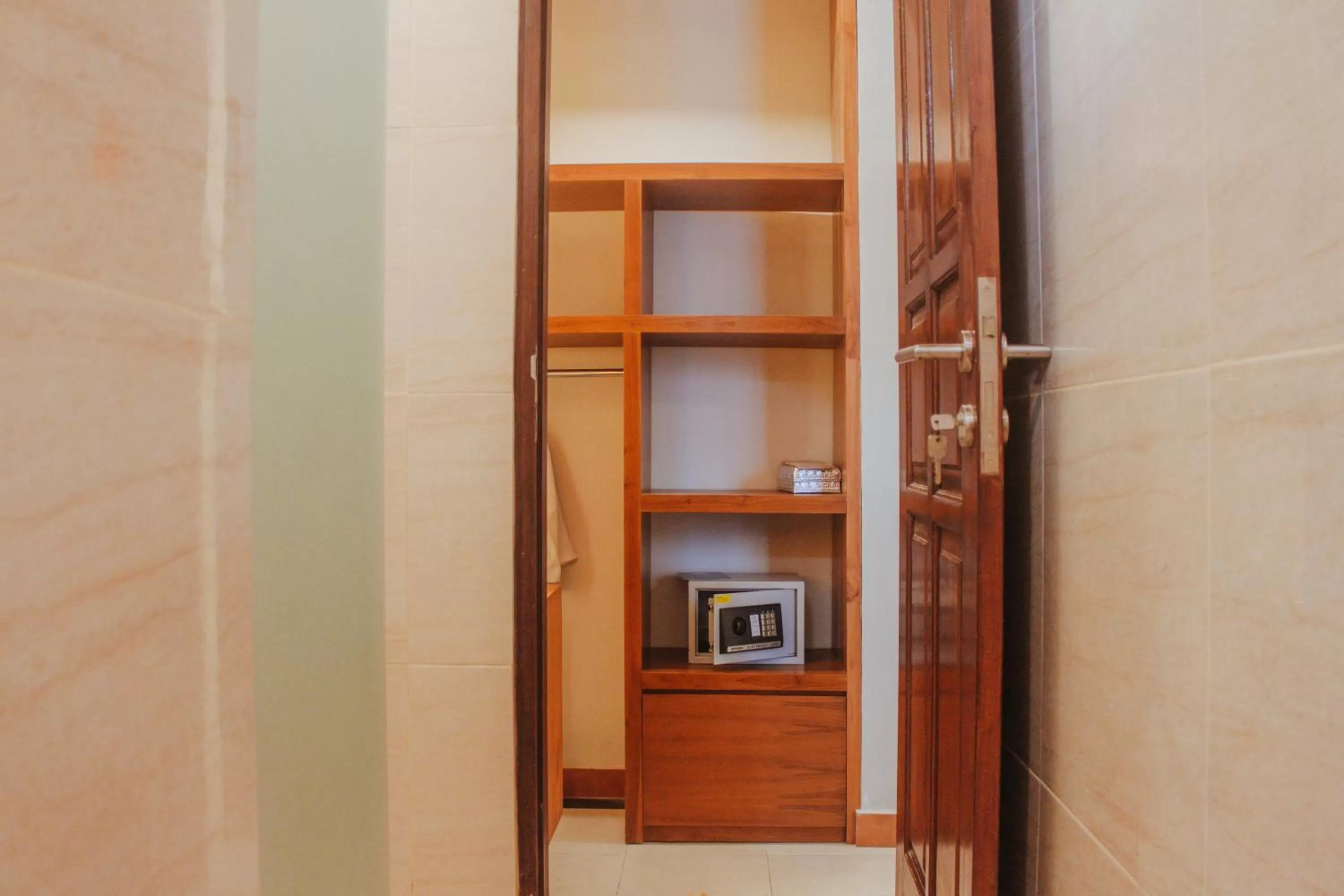 wardrobe in Ubud Aura Retreat