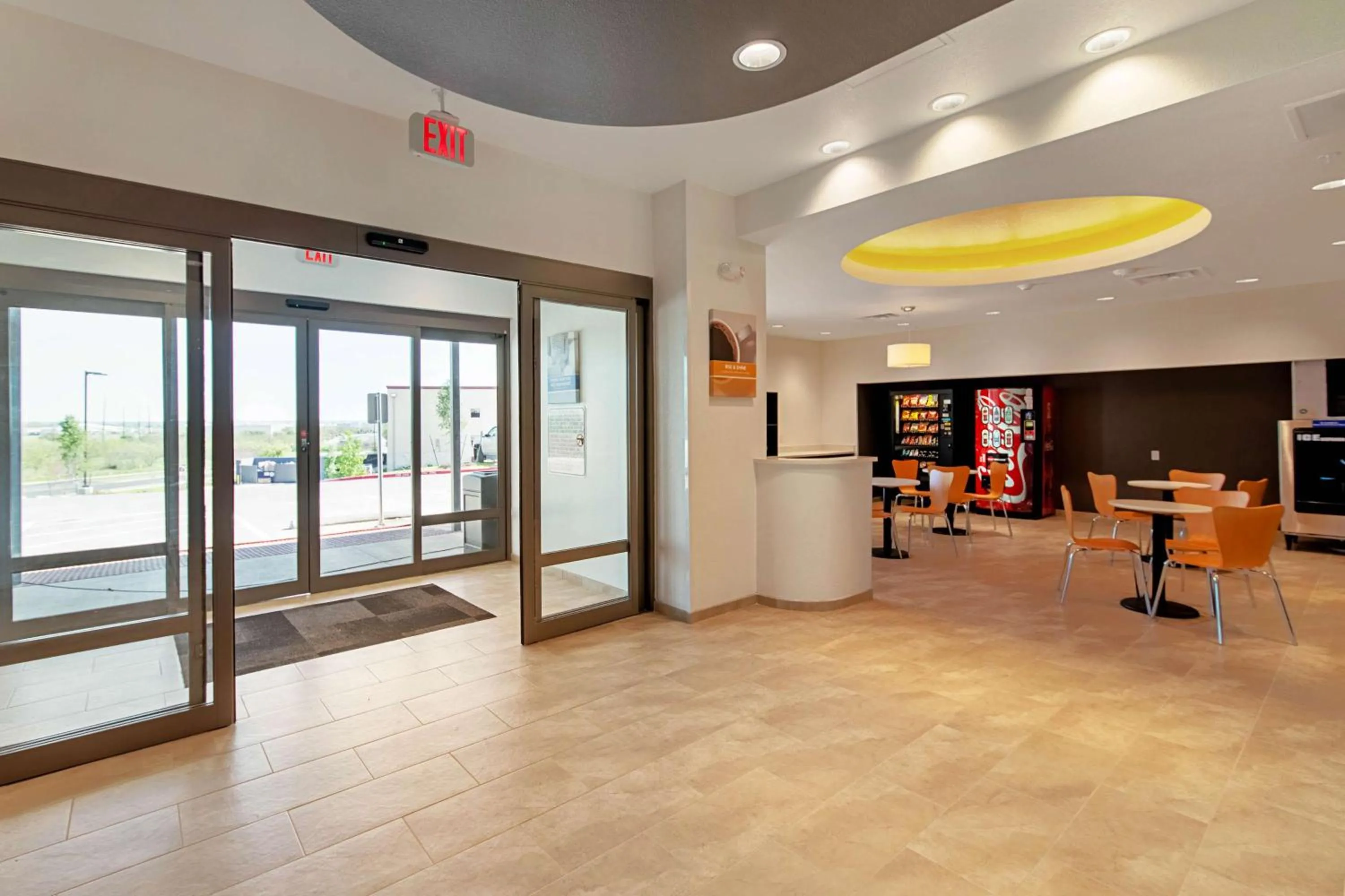 Lobby or reception in Studio 6 Austin Airport