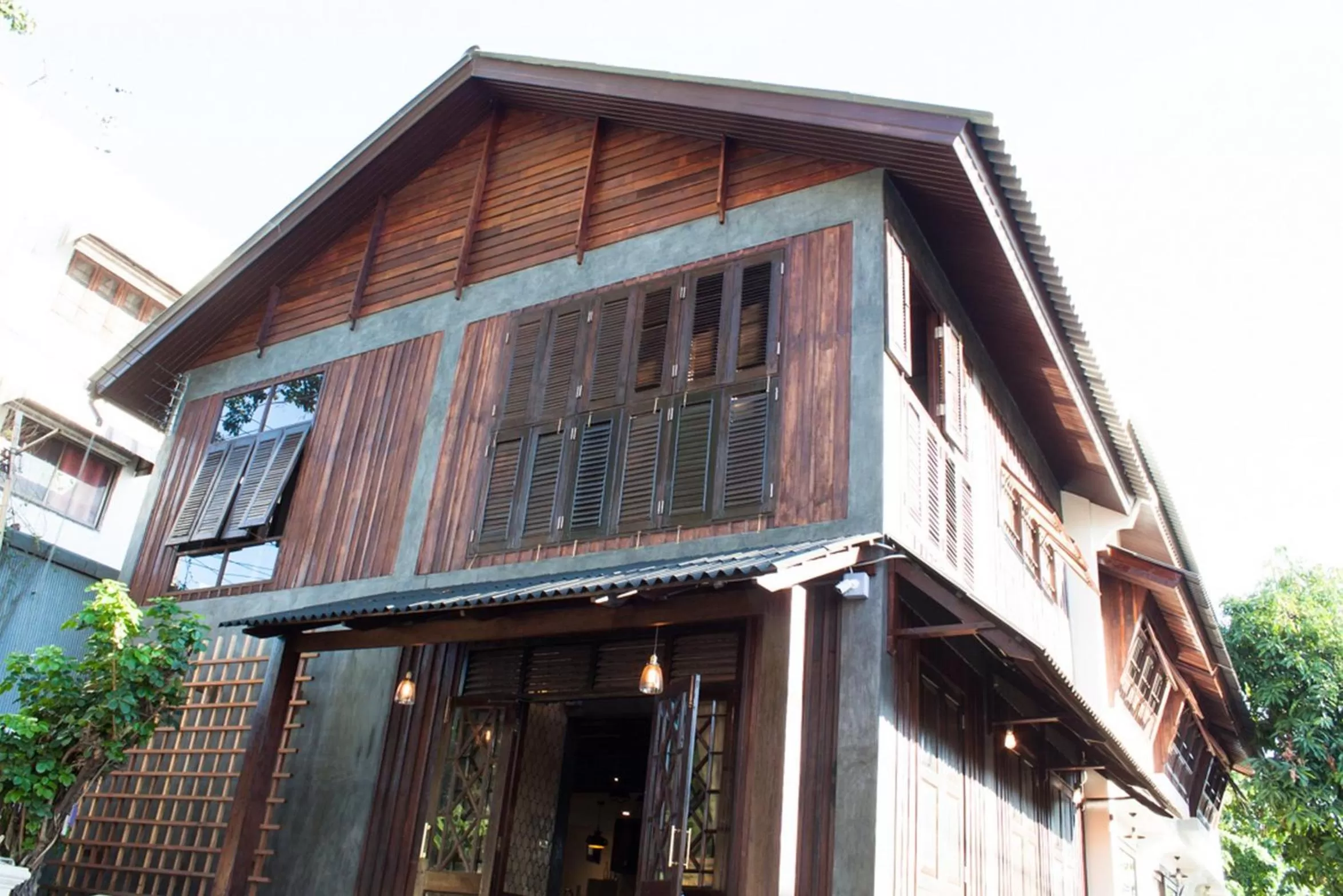 On site in ONCE (upon a time) Chiang Mai Home