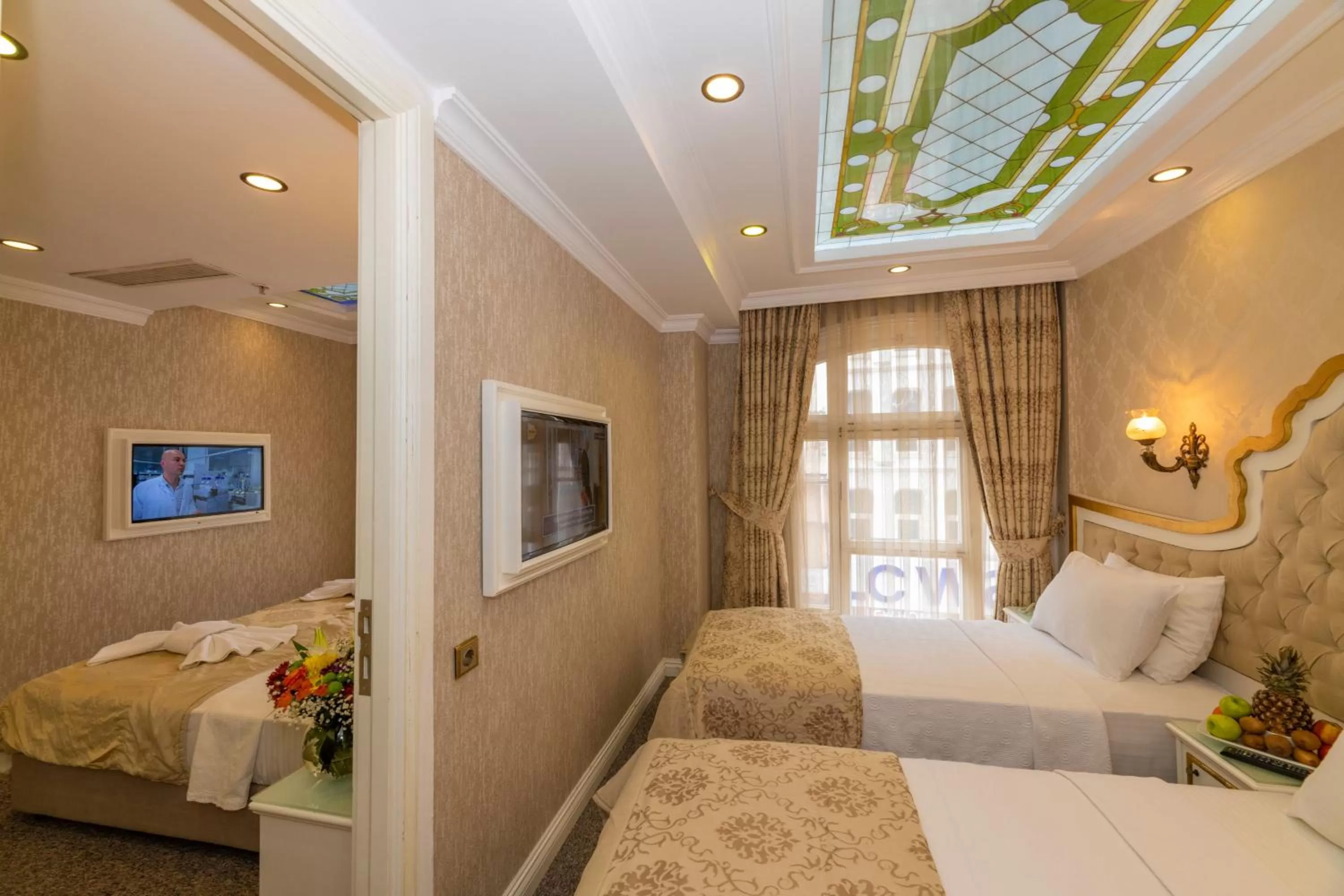 Photo of the whole room, Bed in Alpek Hotel