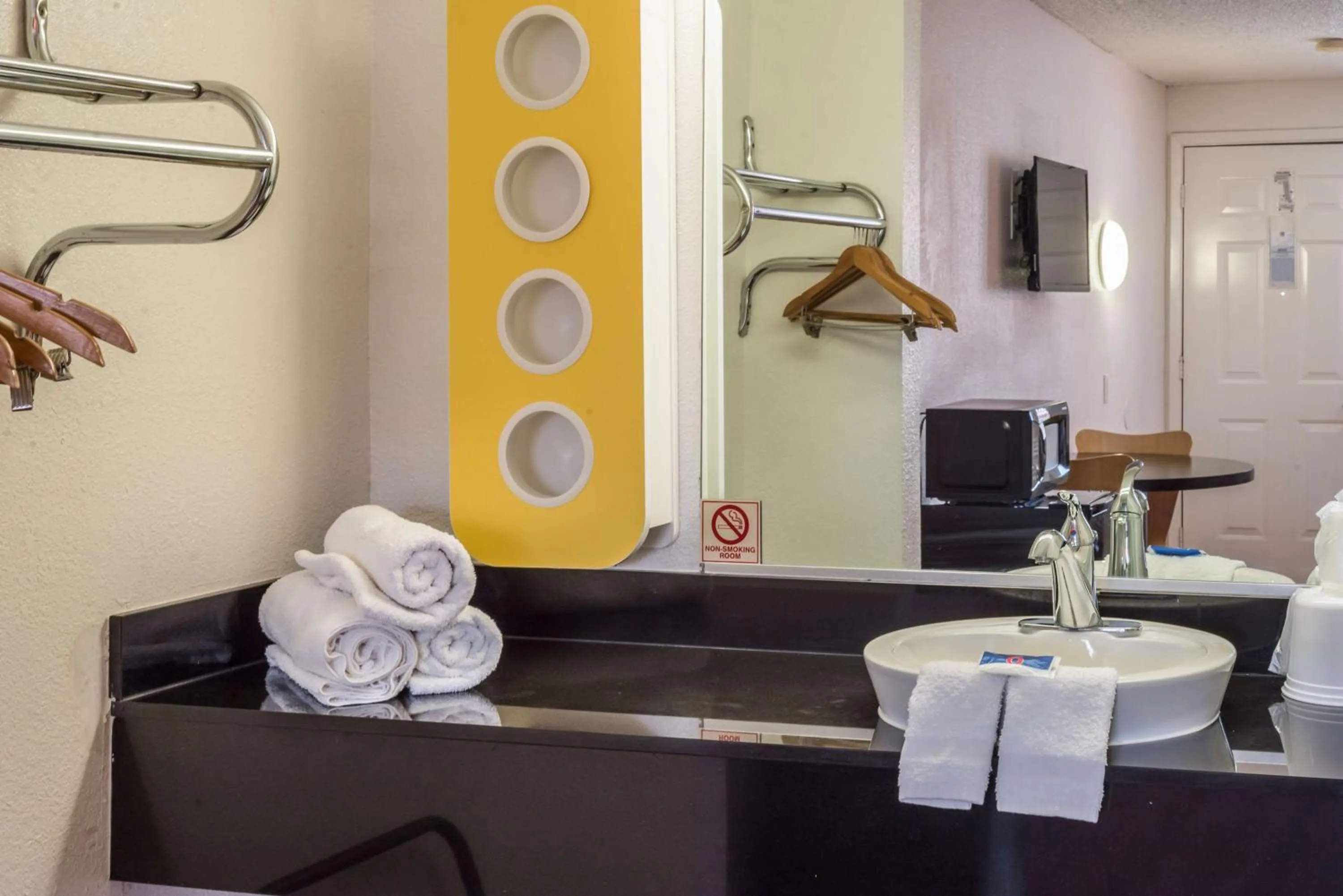 Bathroom in Motel 6-Mesquite, TX - Rodeo - Convention Ctr