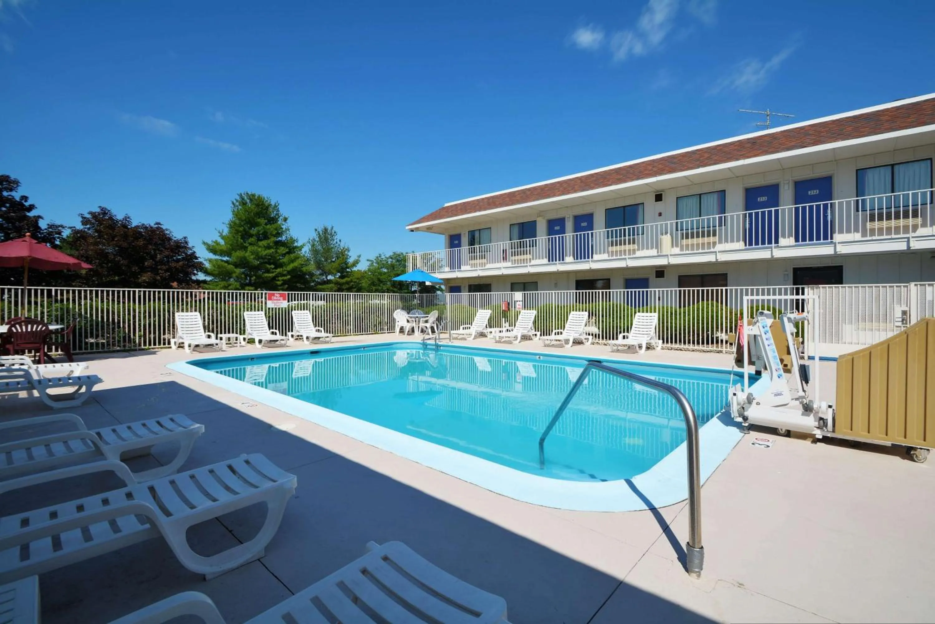 Pool view in Motel 6-Windsor Locks, CT - Hartford