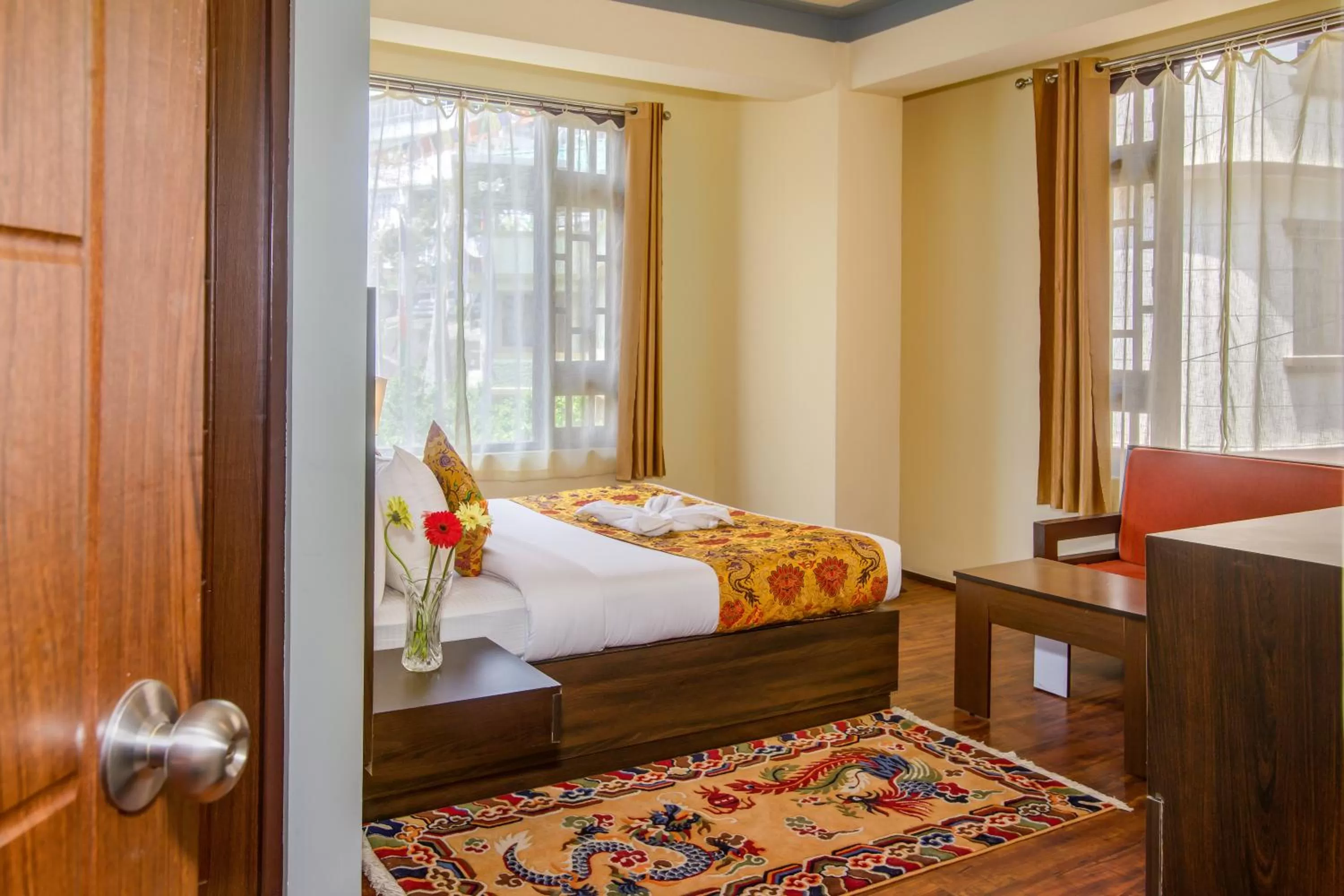 Bedroom, Bed in Muscatel Grand Silkroute - 300 Mts from MG Marg