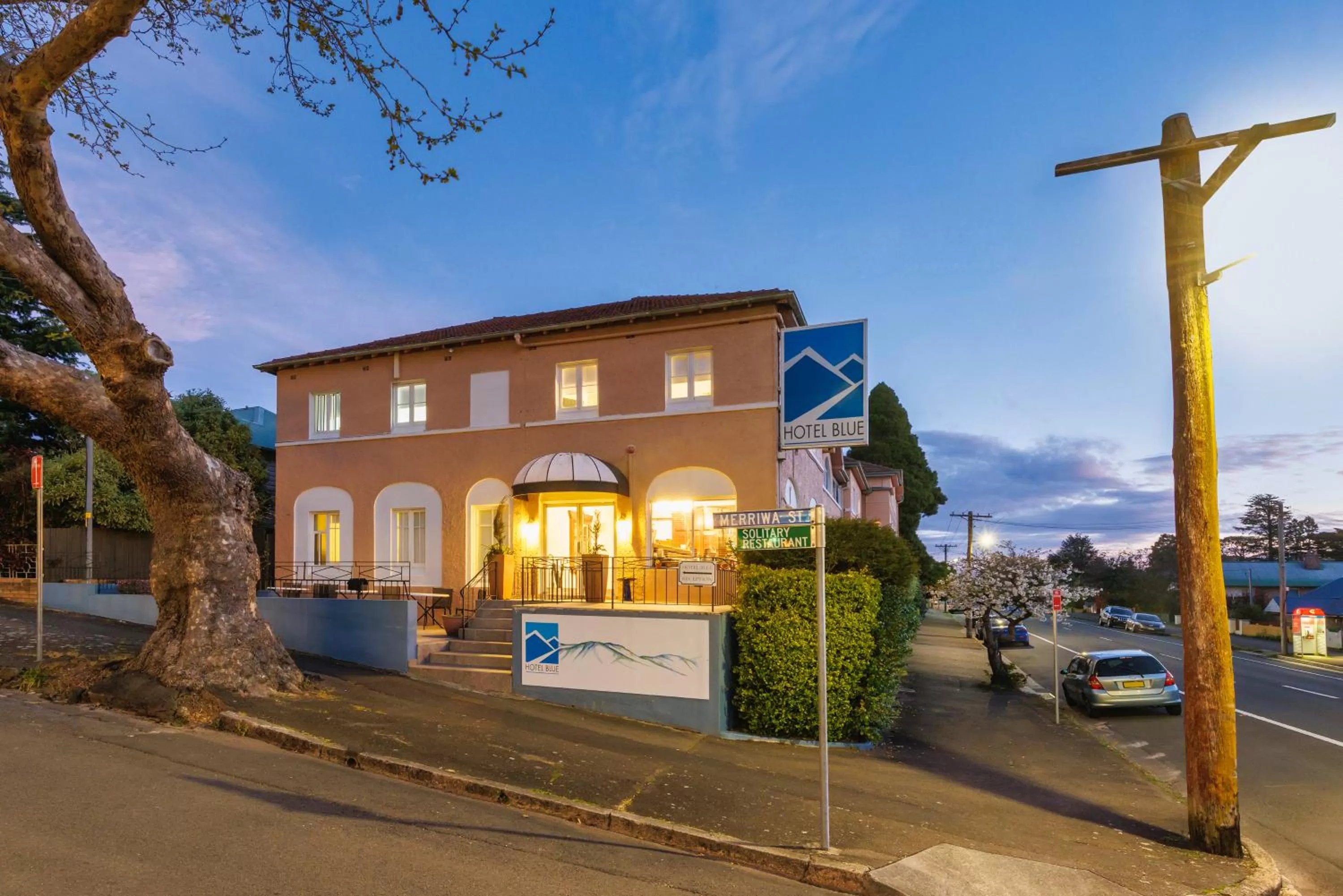 Property building in Hotel Blue & Cottages Katoomba