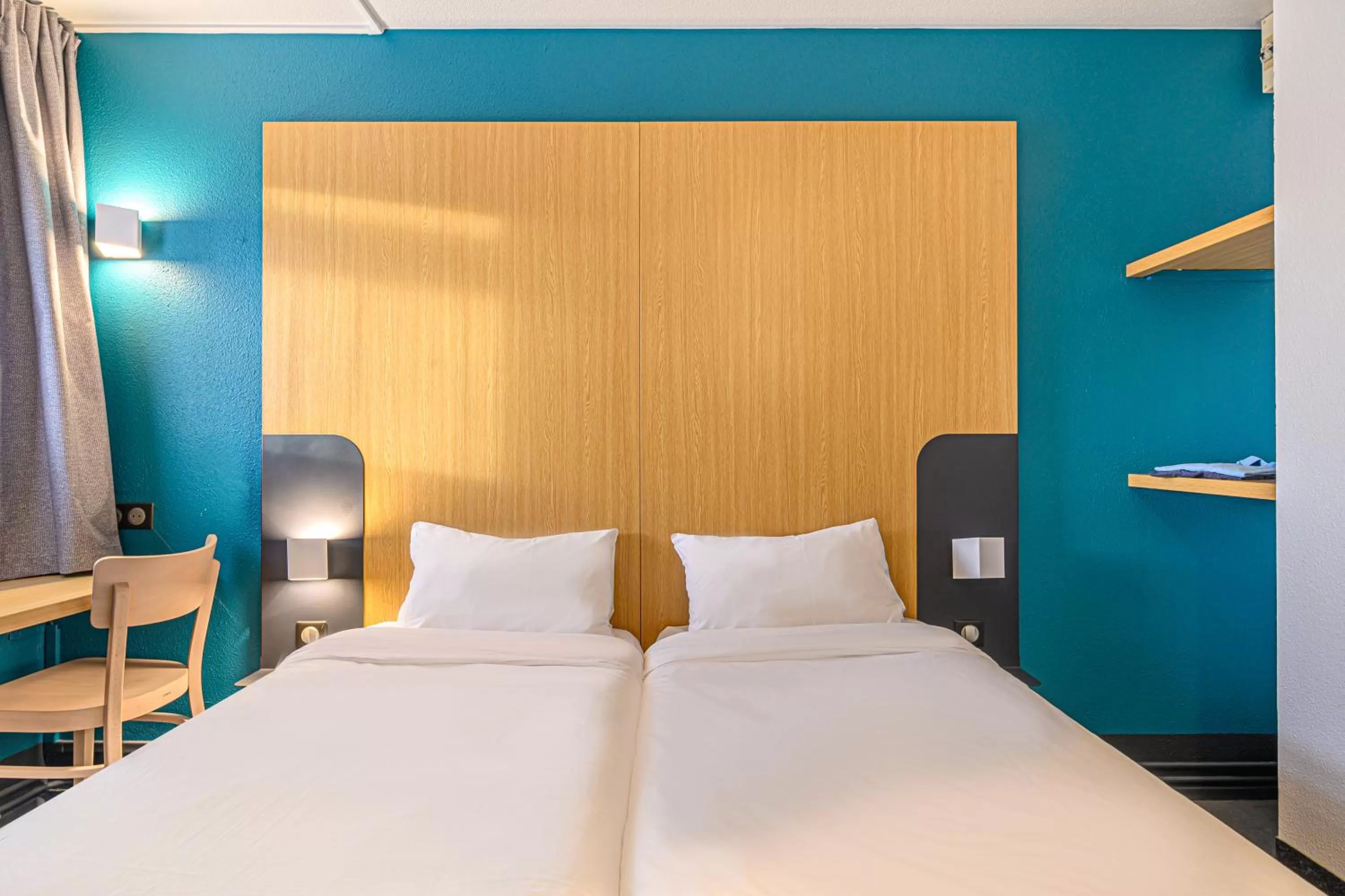 Bedroom, Bed in B&B HOTEL Vannes Est Golfe du Morbihan