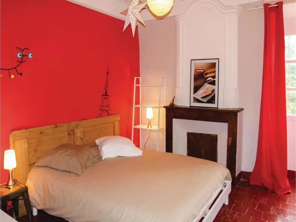 Deluxe Double Room with Shower in LES JARDINS DE LA CATHÉDRALE chambres d Hôtes gîte de groupe Deluxe Double Room with Shower in LES JARDINS DE LA CATHÉDRALE chambres d Hôtes gîte de groupe