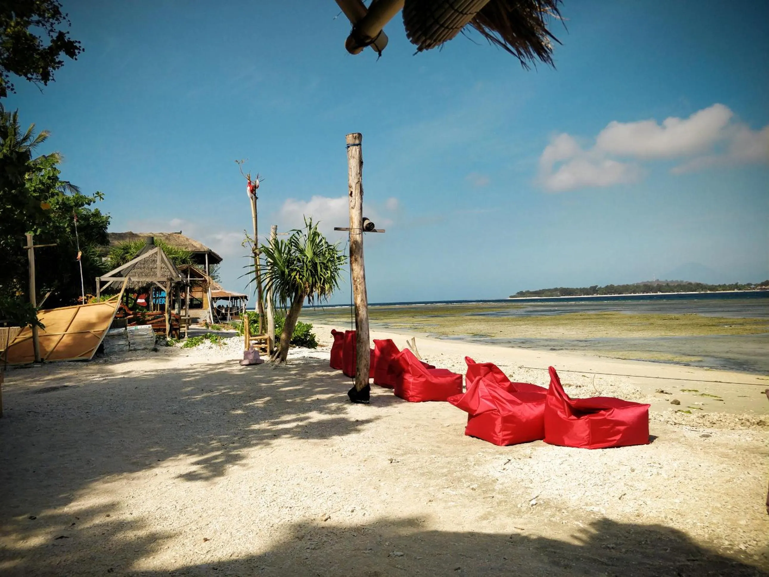 Beach in Pandan Bungalow